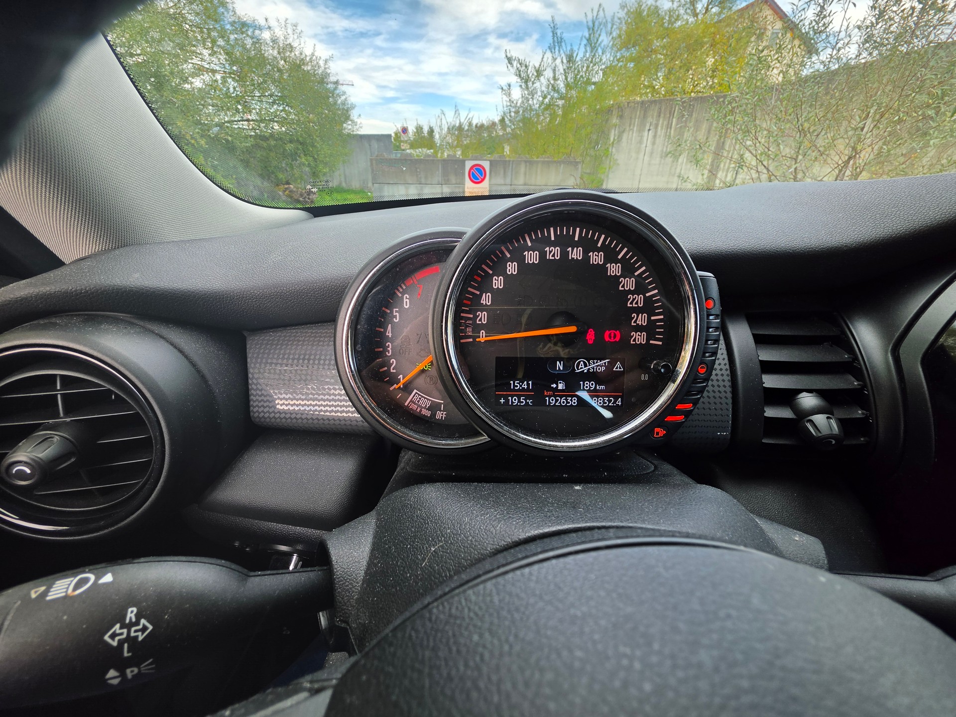 MINI Cooper-image-10