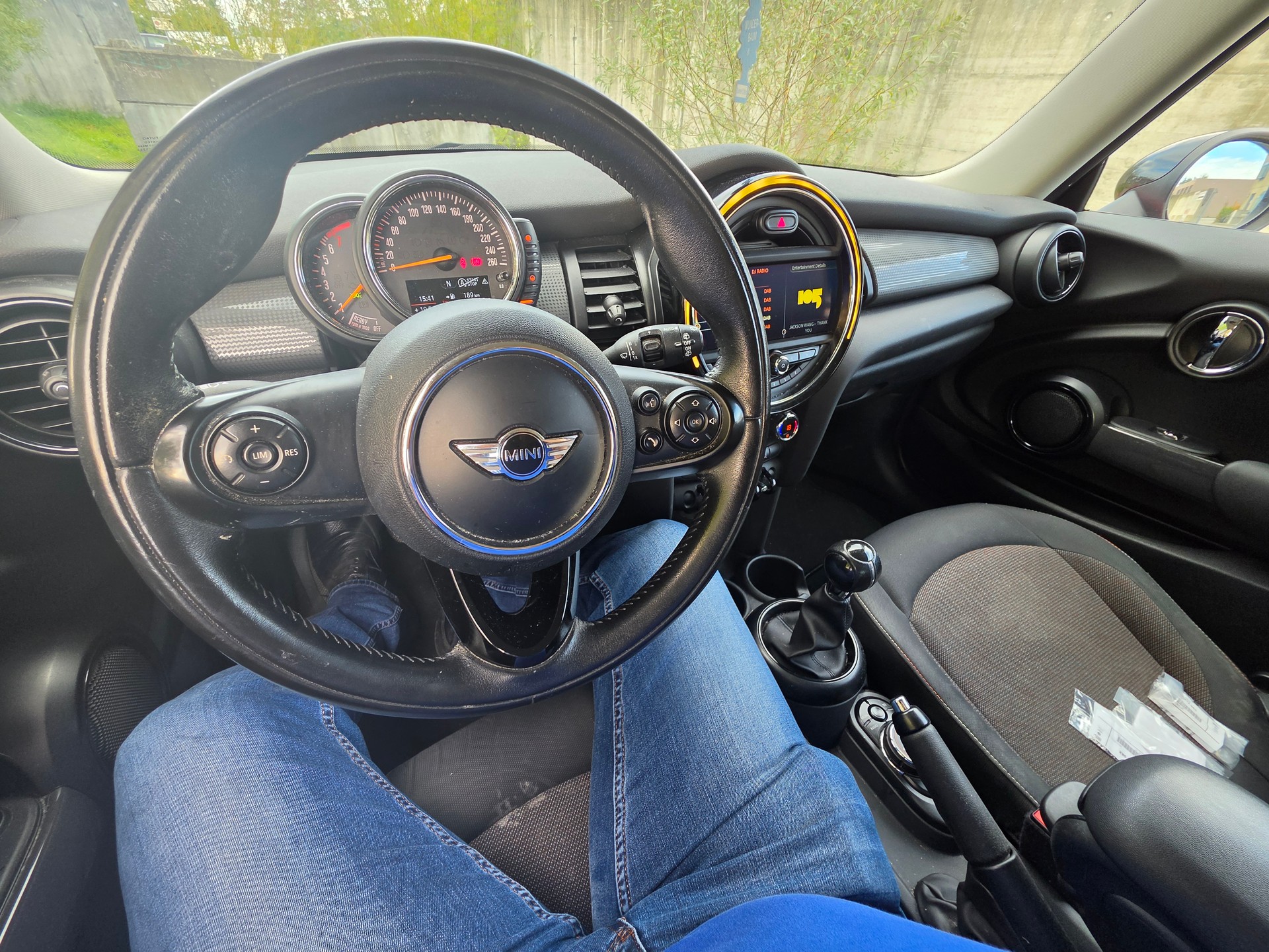 MINI Cooper-image-12