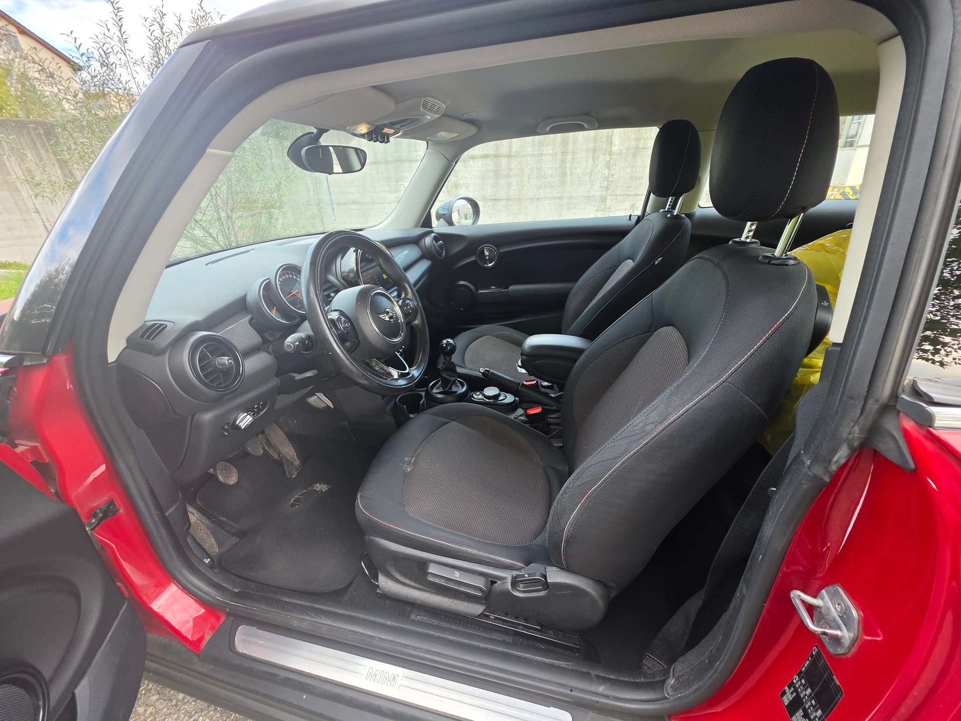 MINI Cooper-image-9