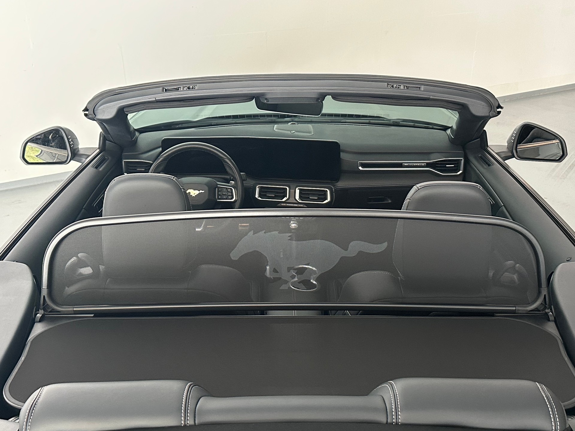FORD Mustang Convertible 5.0 V8 GT Automat-image-7