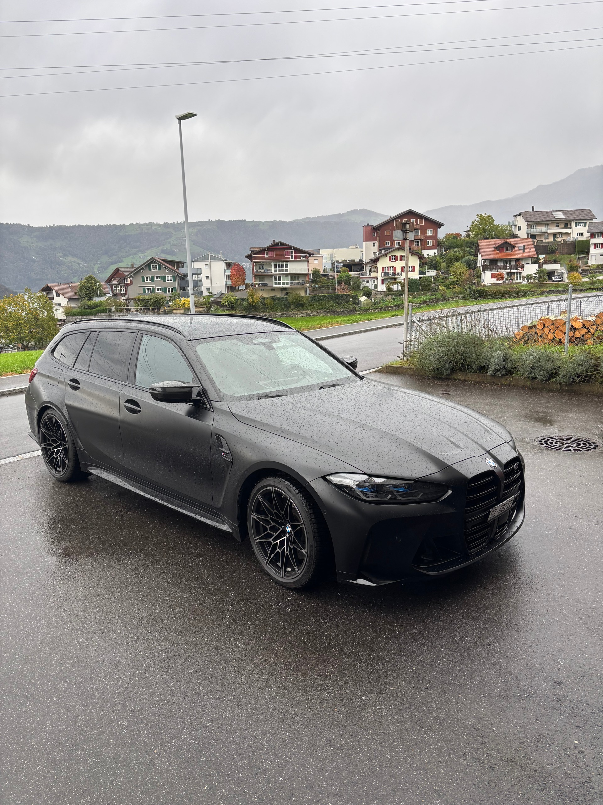 BMW M3 Competition xDrive-image-1