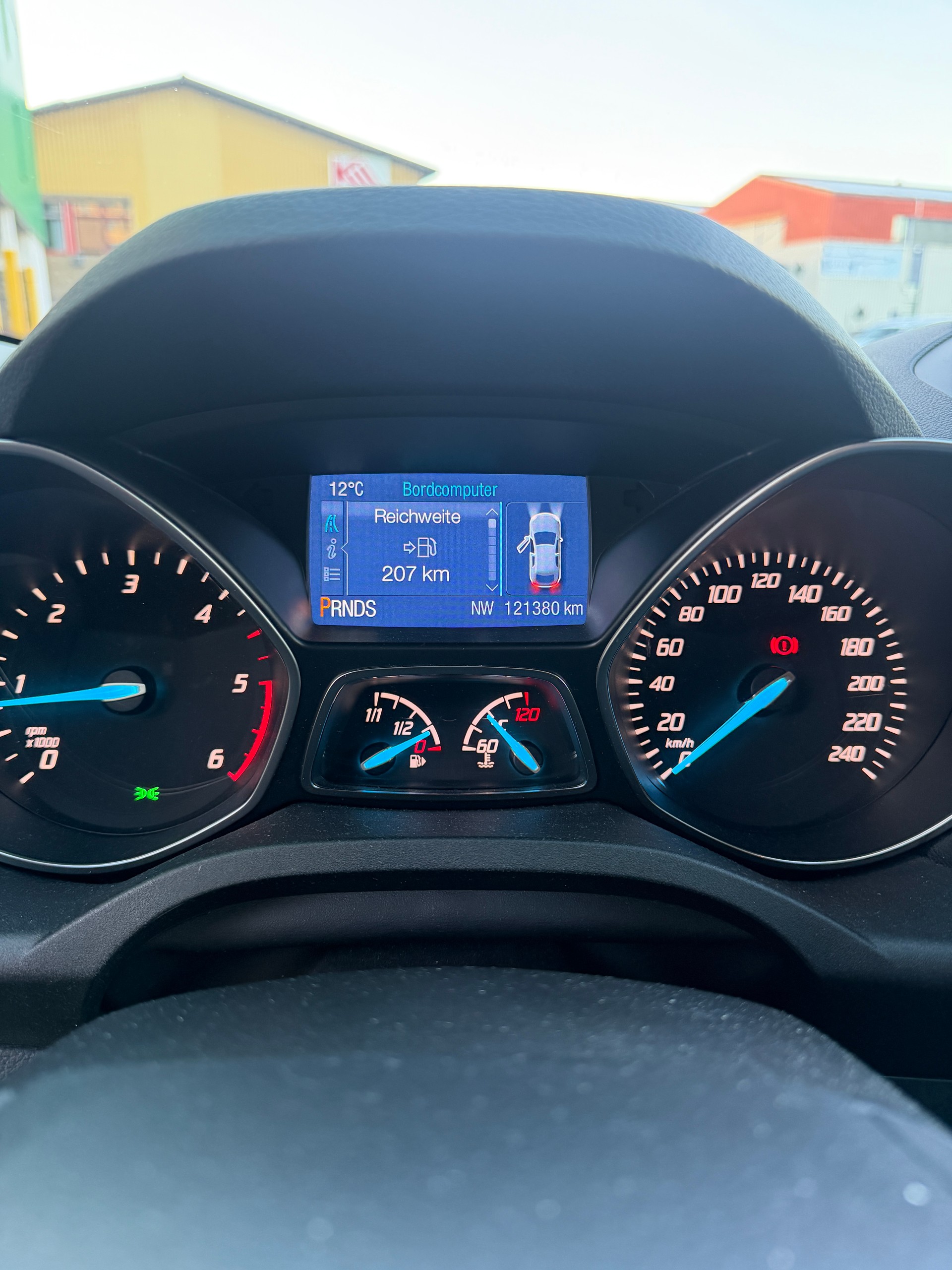 FORD Kuga 2.0 TDCi Titanium 4WD PowerShift-image-15