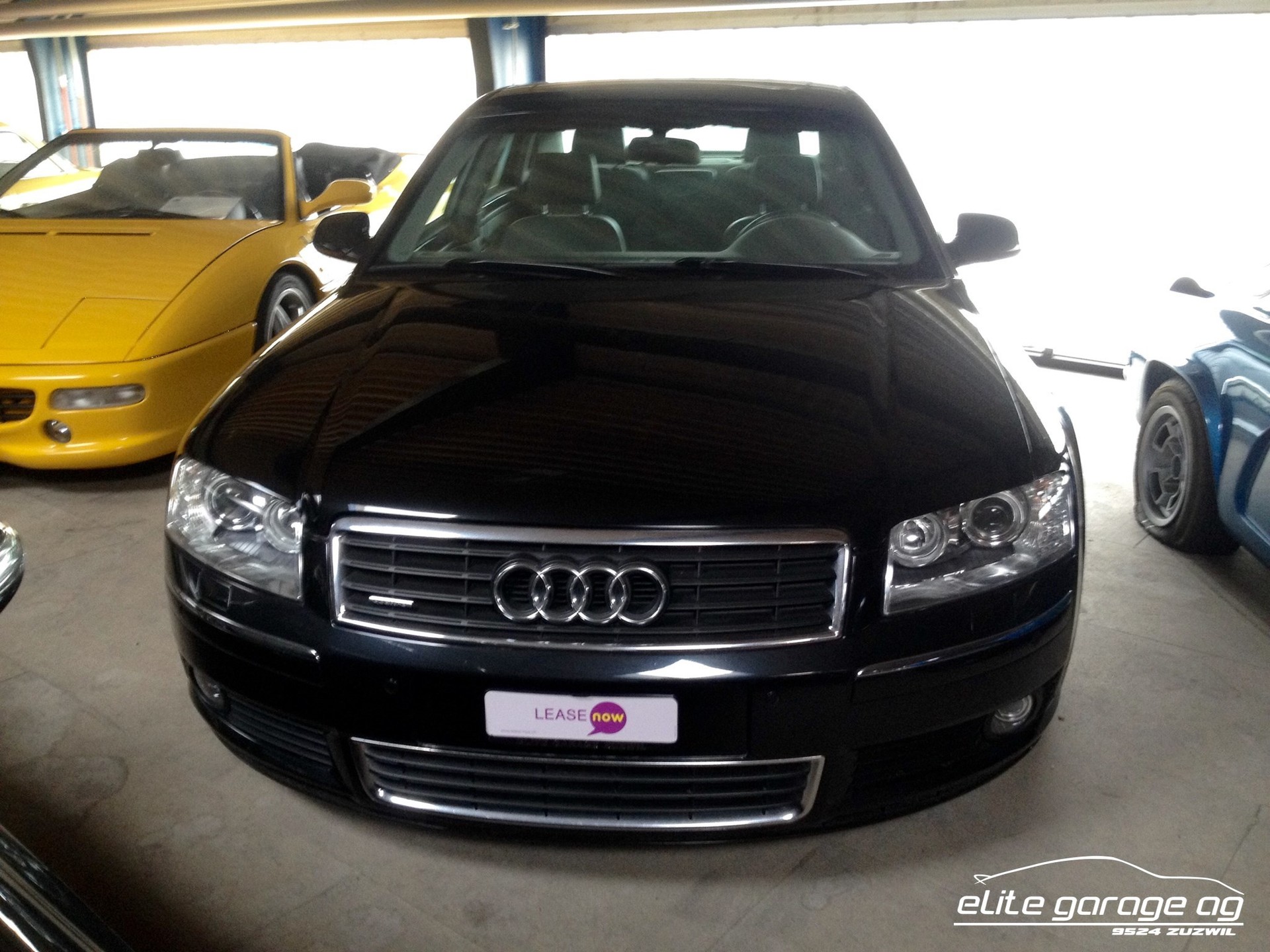 AUDI A8 4.2 quattro-image-1
