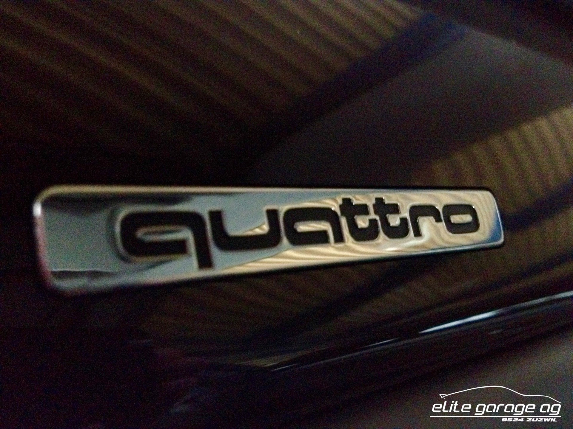 AUDI A8 4.2 quattro-image-11
