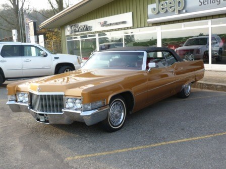 CADILLAC DEVILLE-image-2