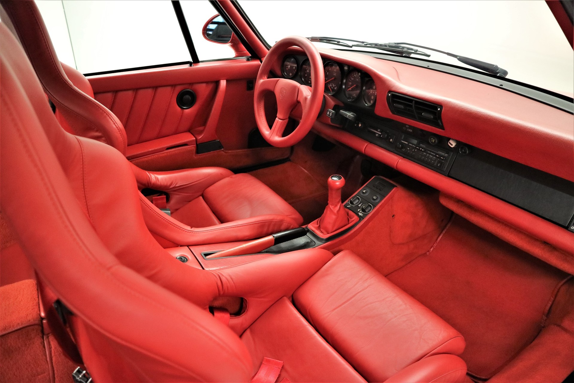 PORSCHE 959-image-5