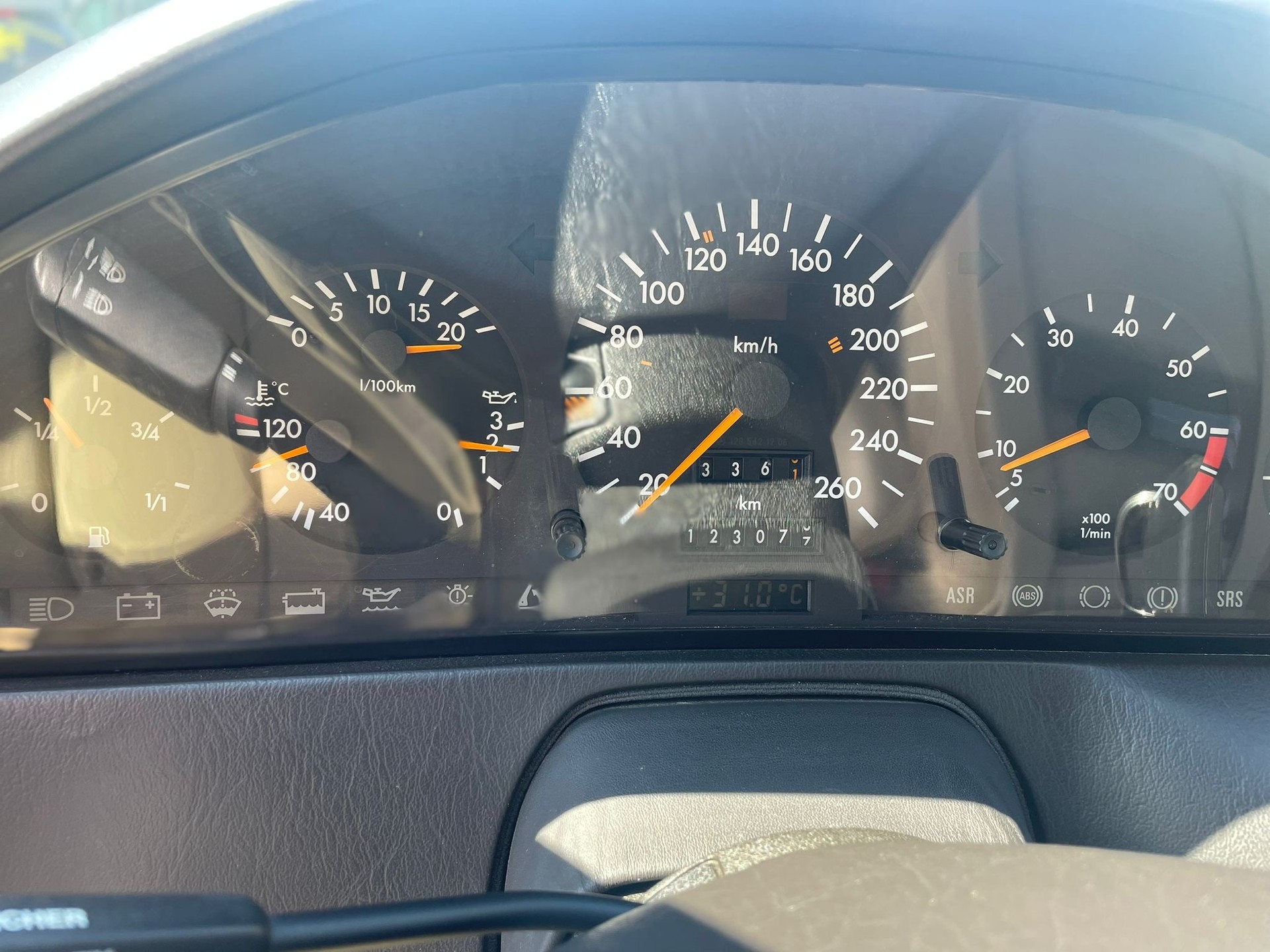 MERCEDES-BENZ SL 500 Automatic-image-11