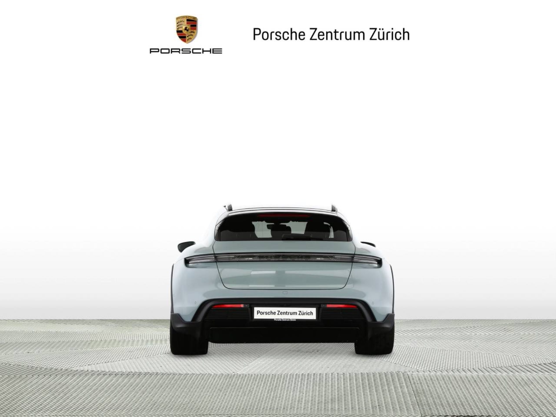 PORSCHE Taycan 4 Cross Turismo-image-7
