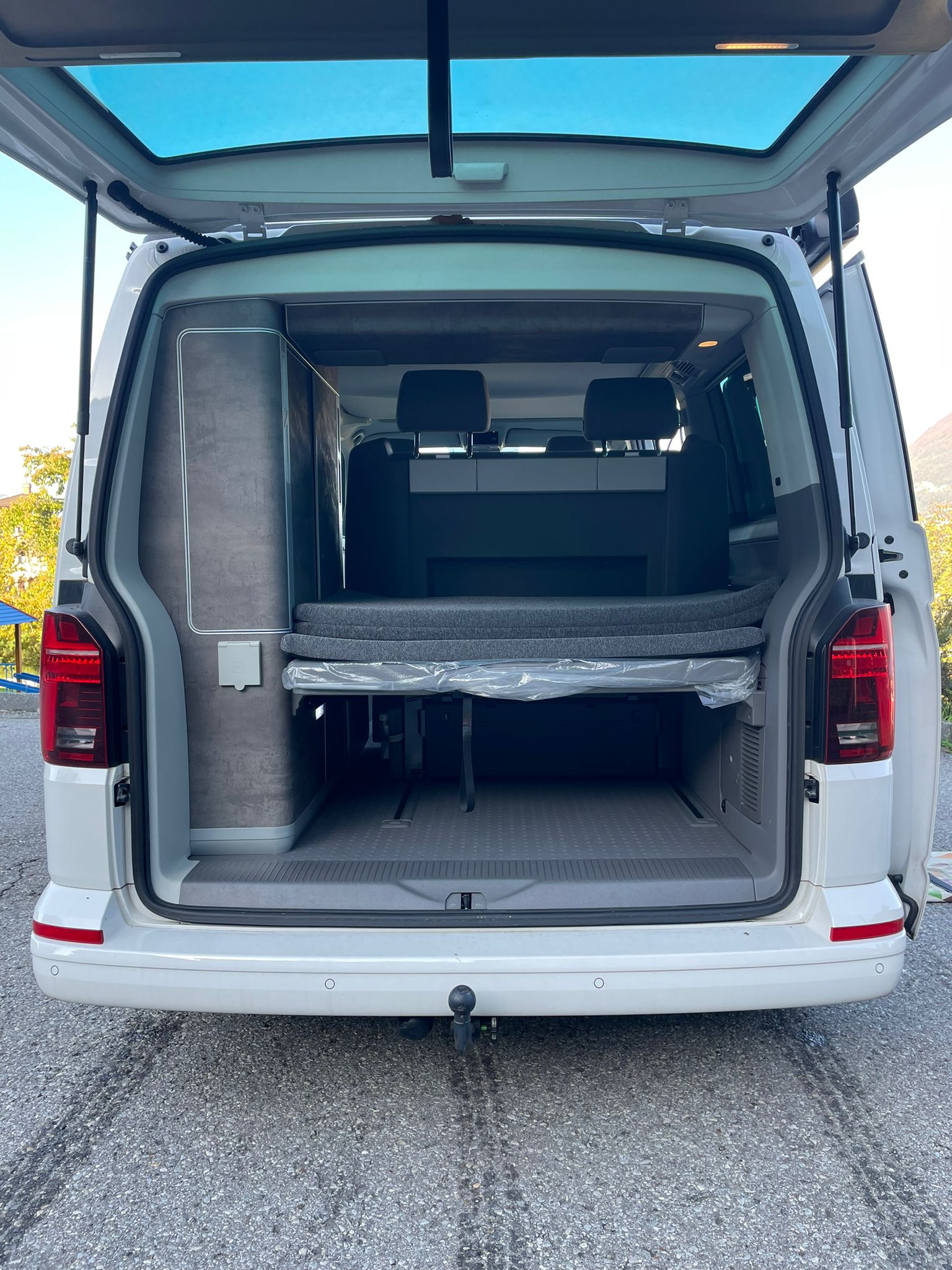 VW T6.1 California 2.0 TDI Ocean Liberty-image-5