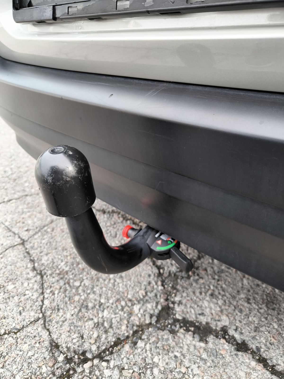 CITROEN C3 1.2i PureTech Swiss Edition EAT6-image-13