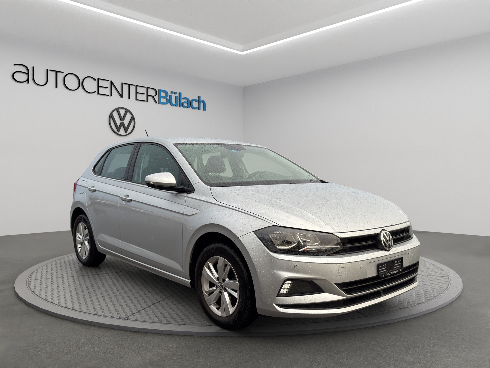 VW Polo 1.0 TSI BMT Trendline-image-2