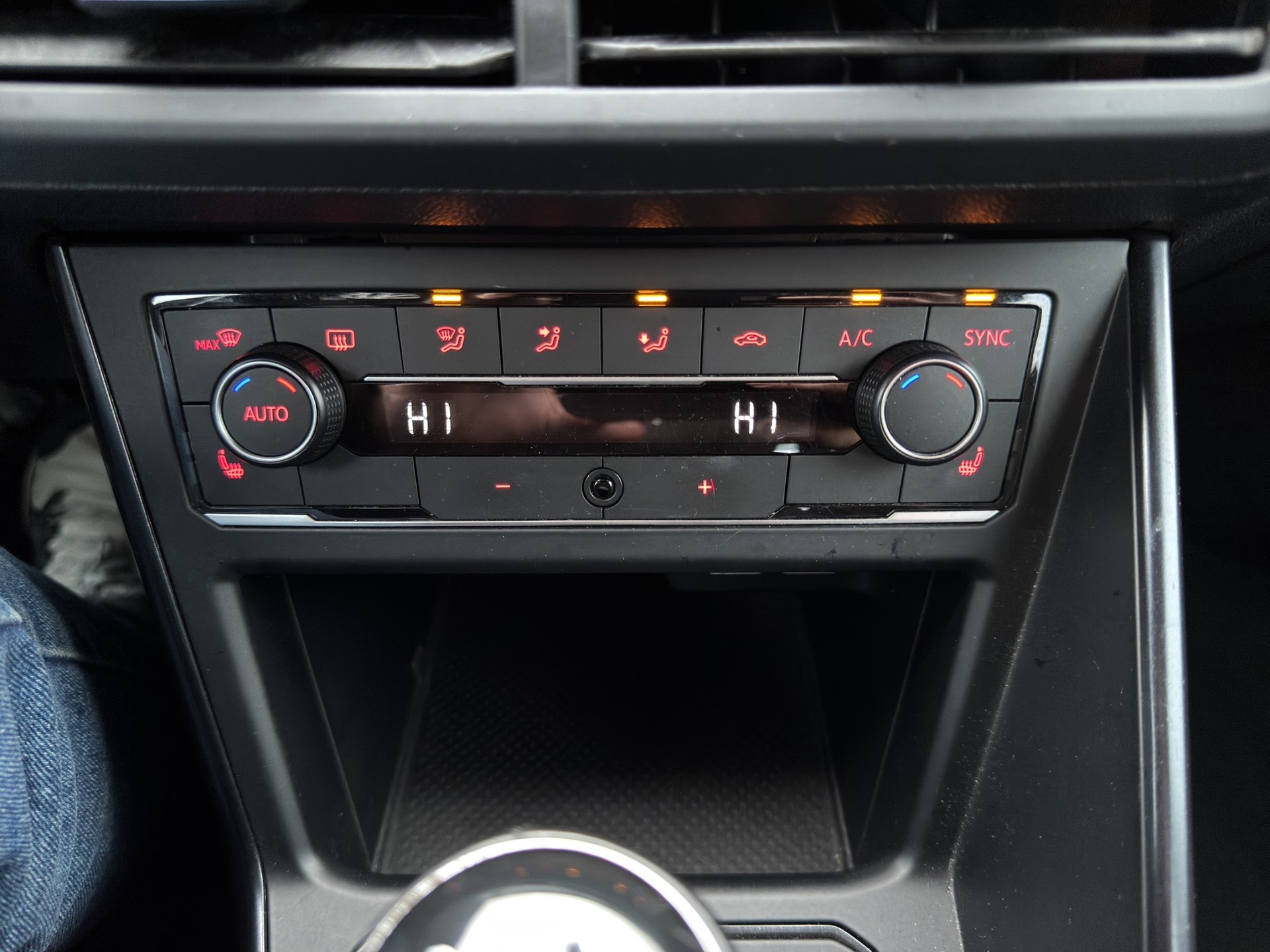 VW Polo 1.0 TSI BMT Trendline-image-13