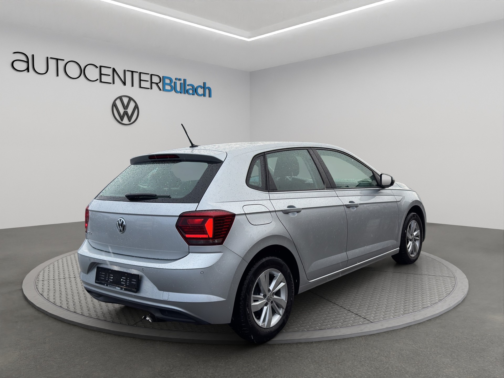 VW Polo 1.0 TSI BMT Trendline-image-4