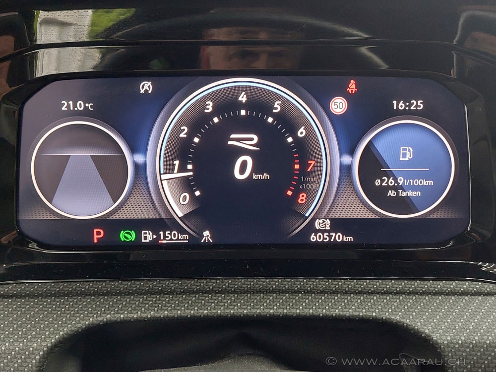 VW Golf Variant 2.0 TSI R DSG 4Motion / Video : https://youtu.be/GKIR_6mEBqk / Bilder : https://youtu.be/7ja7rhr5y3c-image-13