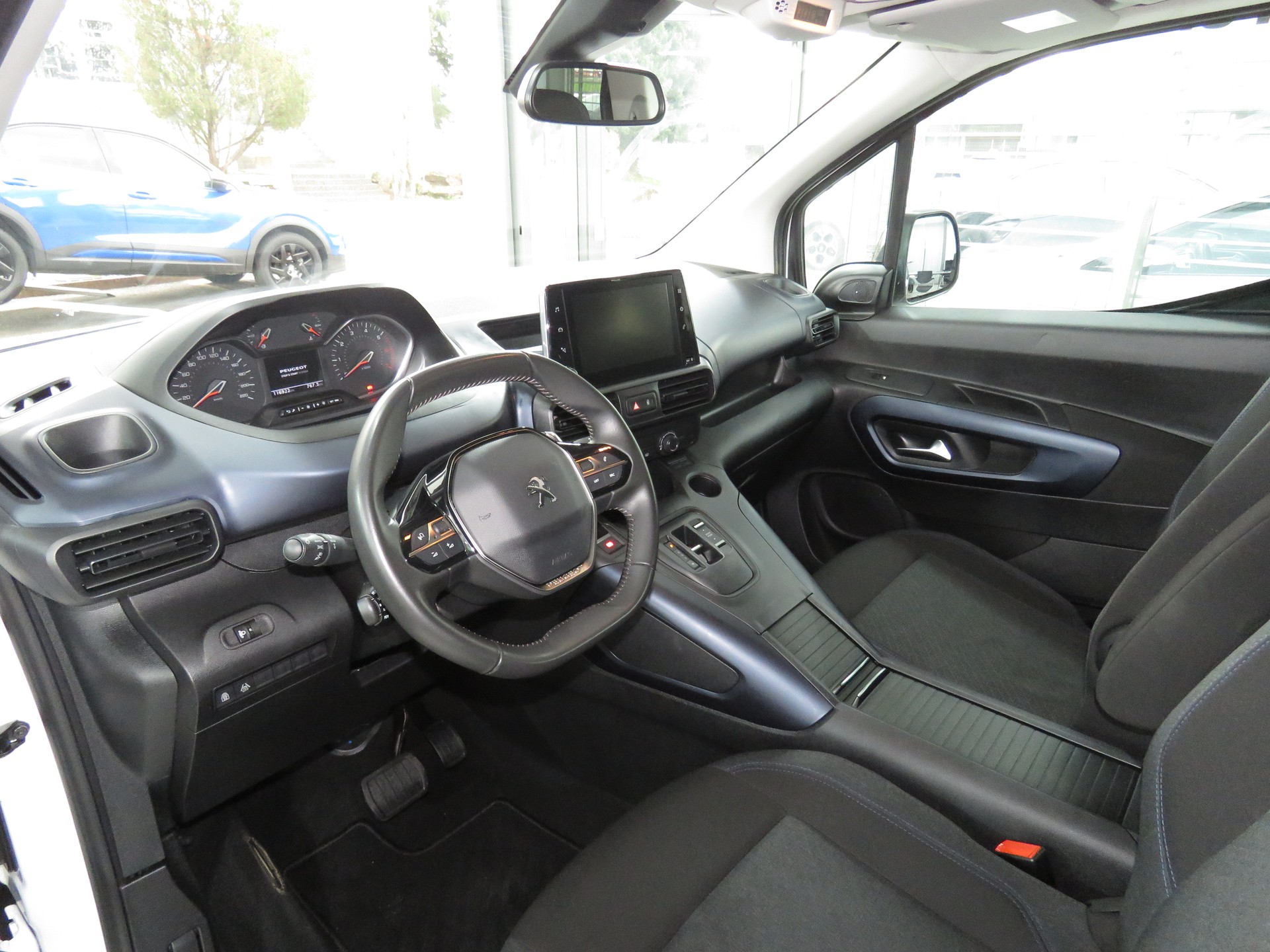 PEUGEOT Rifter Long 1.2 PureTech 7-Plätzer Allure Pack EAT8 (Automat)-image-6