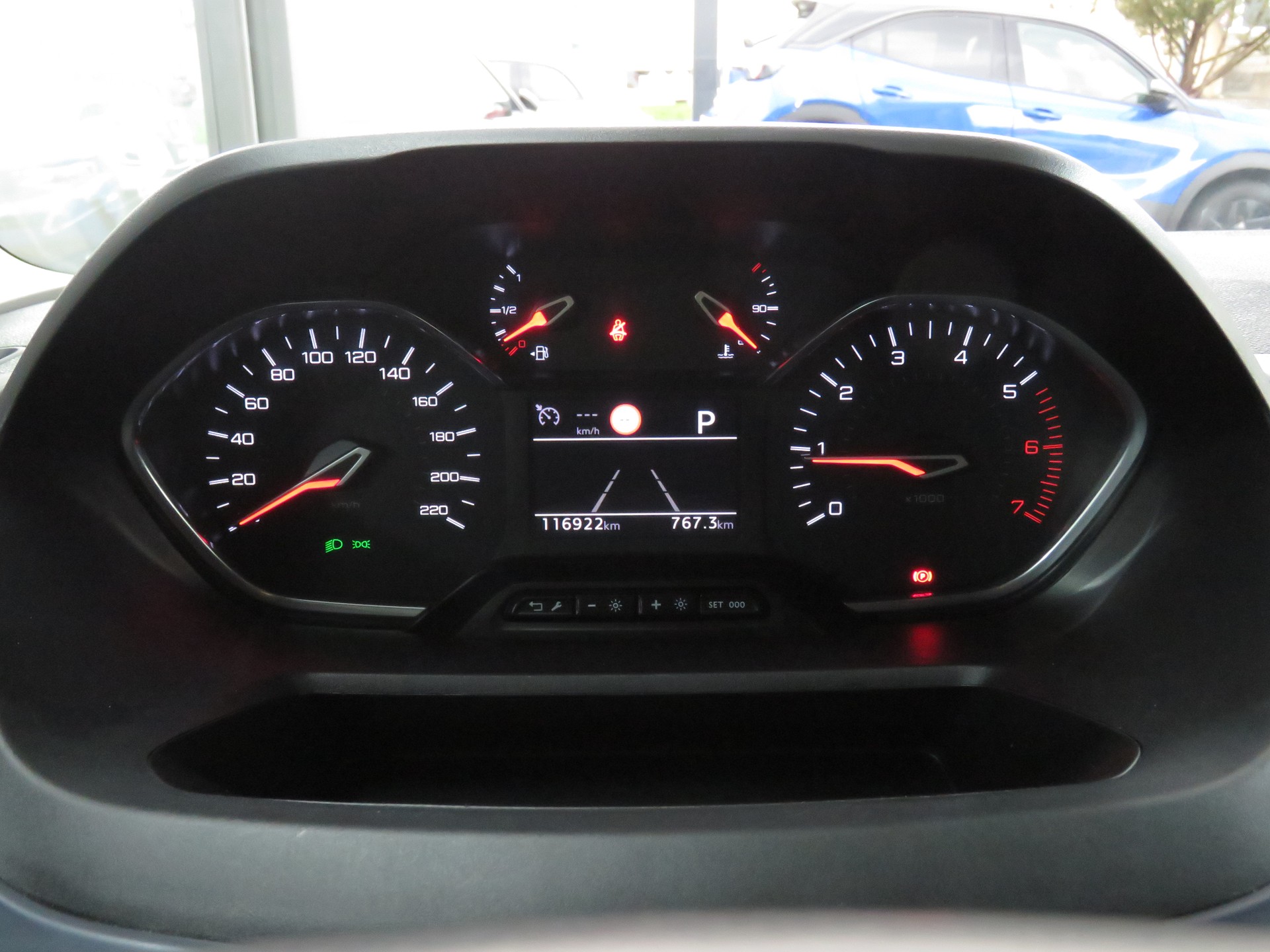 PEUGEOT Rifter Long 1.2 PureTech 7-Plätzer Allure Pack EAT8 (Automat)-image-21