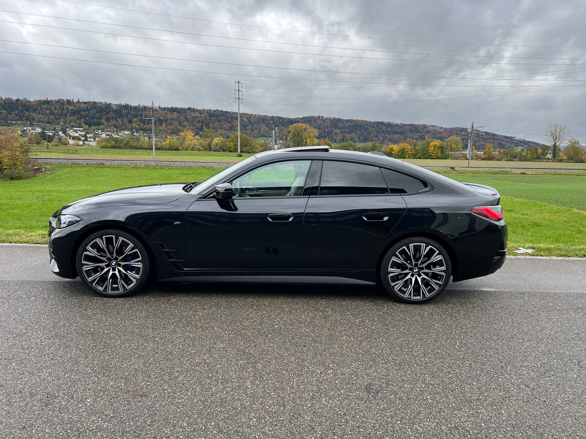 BMW M440i xDrive 48V Gran Coupé Steptronic-385 PS-image-6