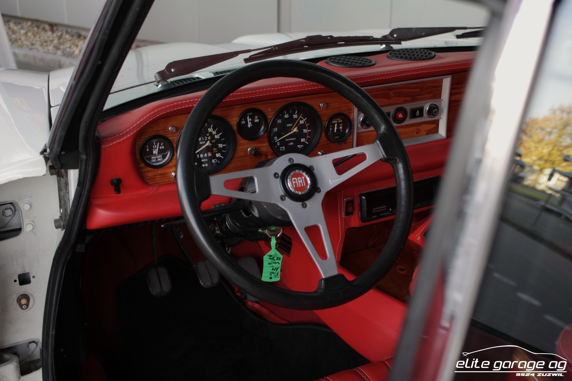 FIAT 124 Spider 2000-image-14