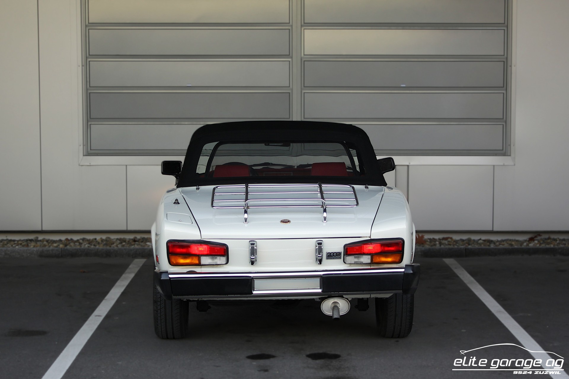 FIAT 124 Spider 2000-image-3