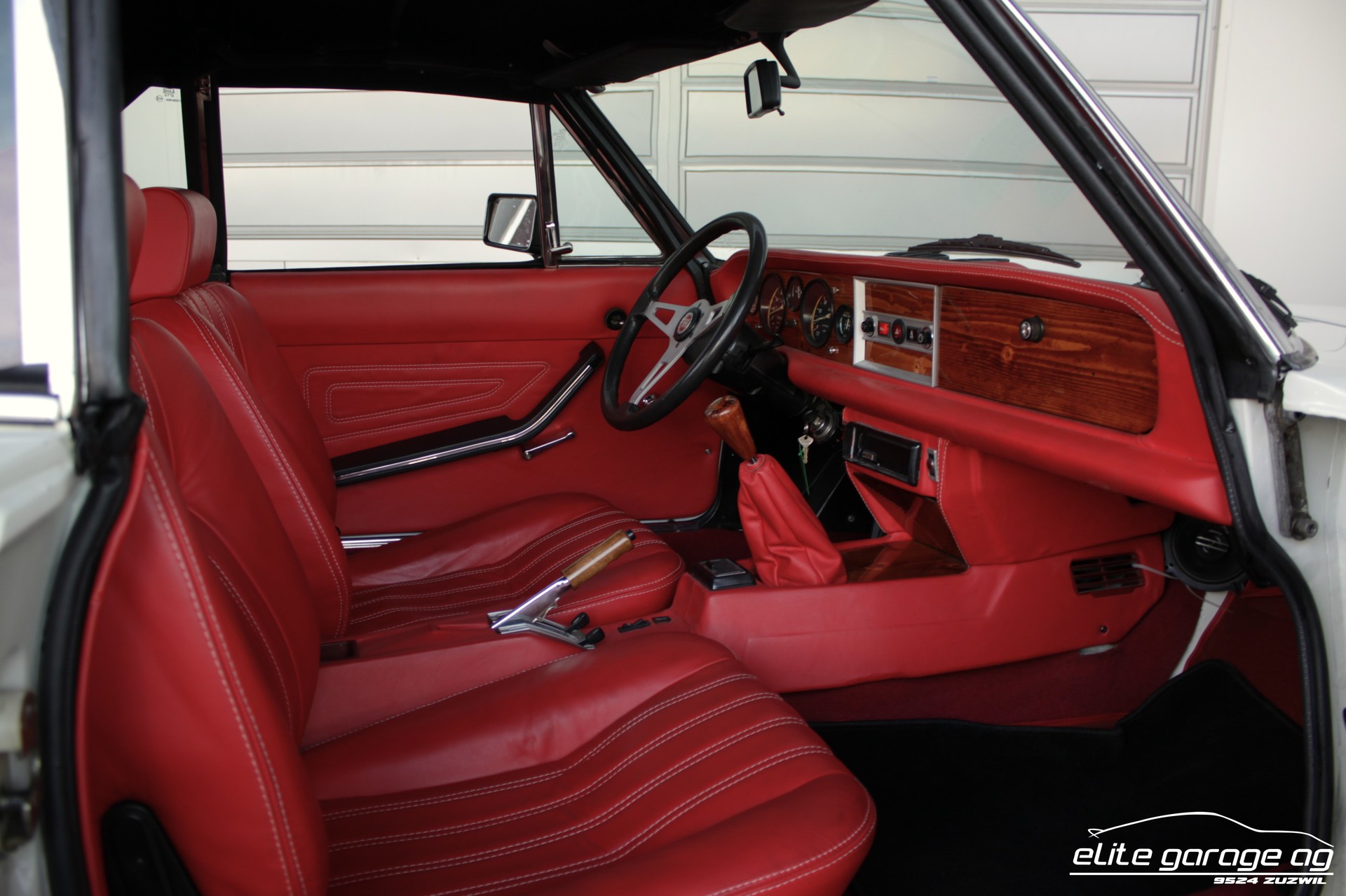 FIAT 124 Spider 2000-image-15