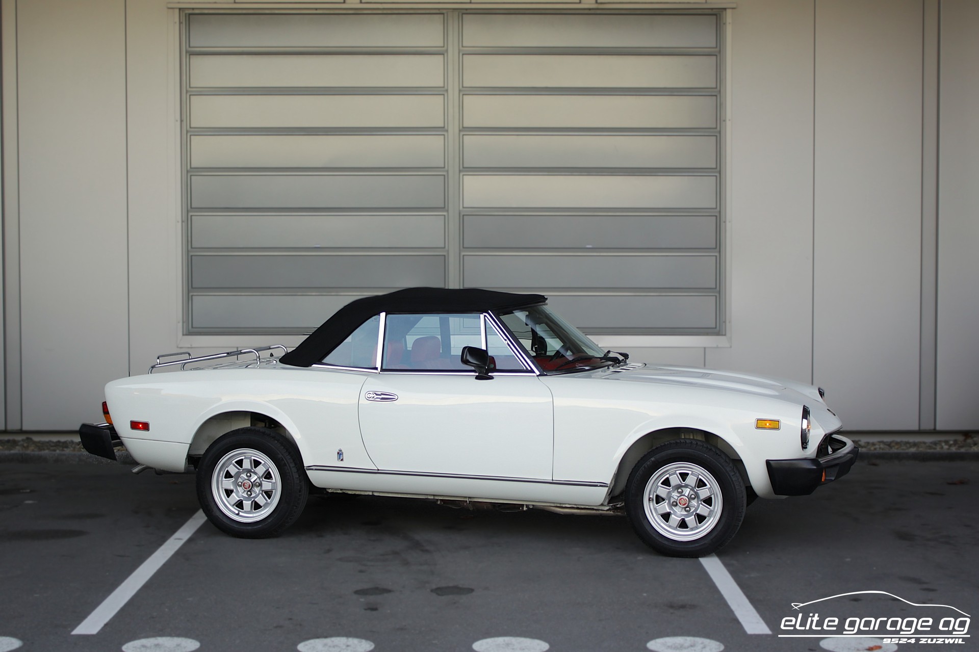 FIAT 124 Spider 2000-image-6