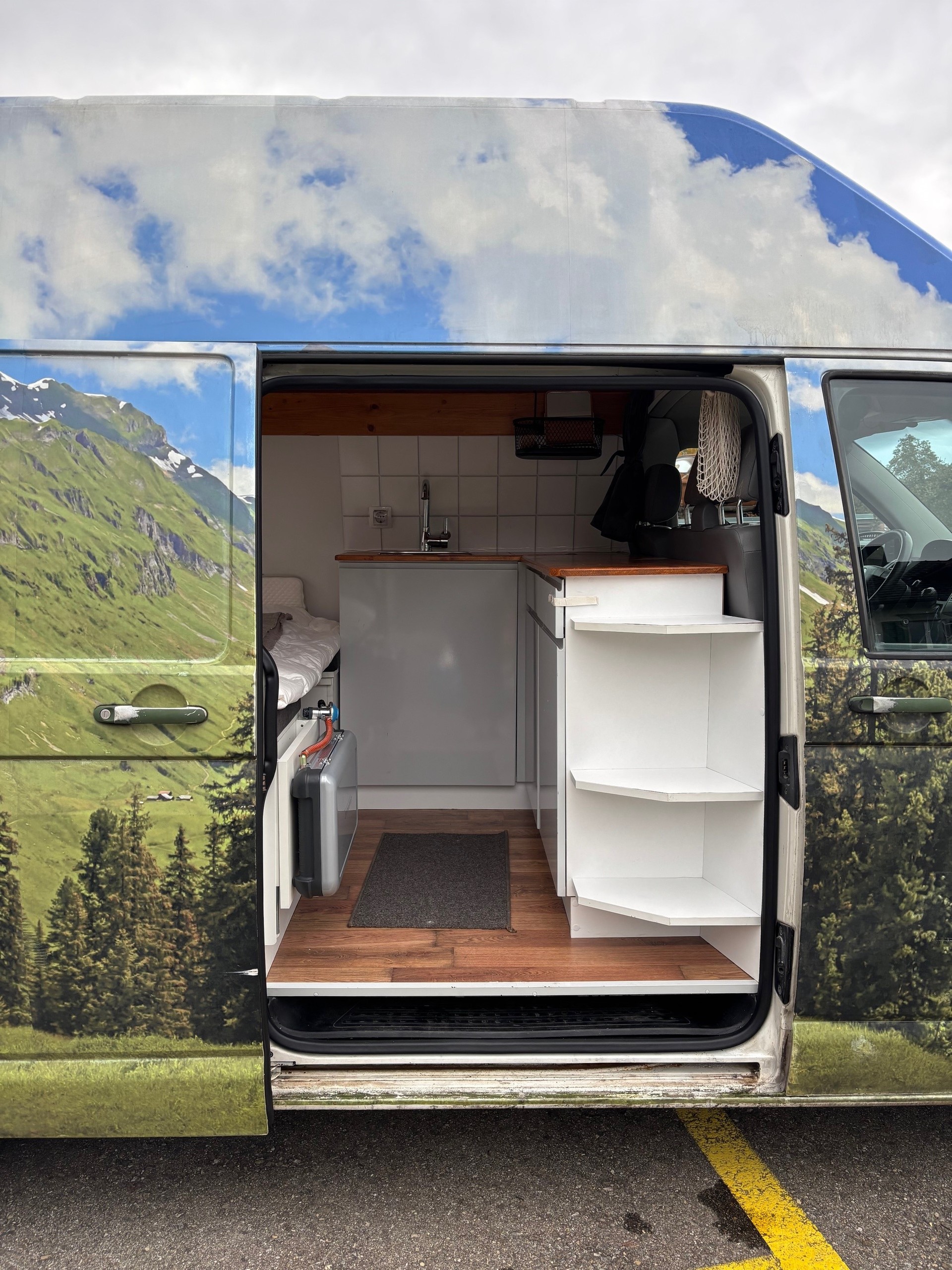 VW T5 Multivan (Wohnwagen/Camper)-image-1