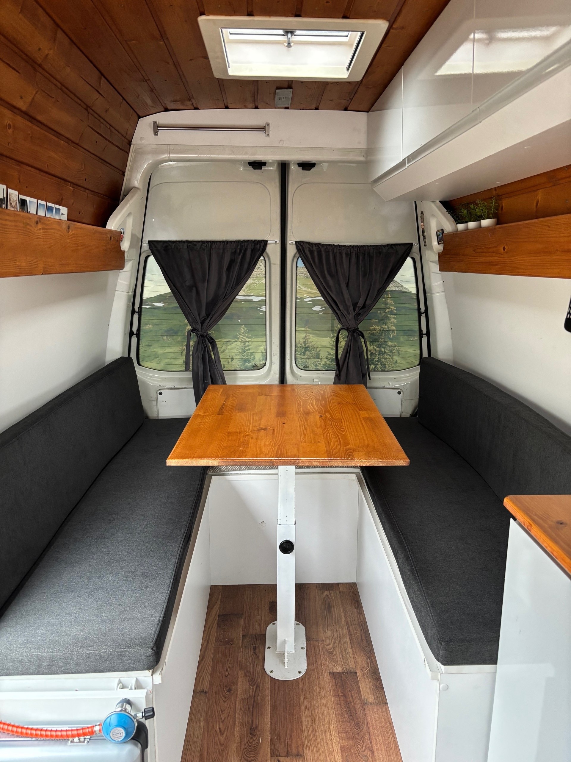 VW T5 Multivan (Wohnwagen/Camper)-image-2