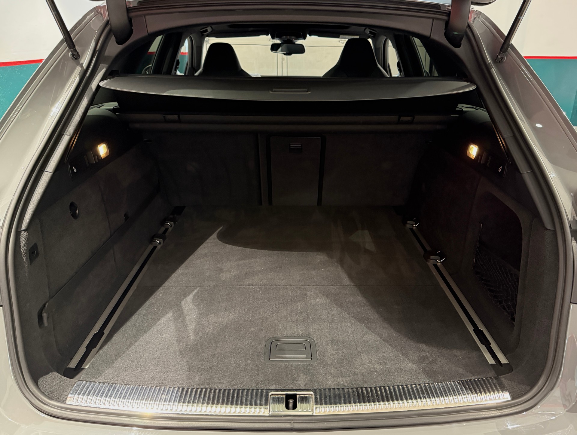 AUDI RS6 Avant 4.0 TFSI V8 performance quattro "ABT 706 Ps" AKRAPOVIC Audi ceramic *pack carbon *Bose sound-image-30