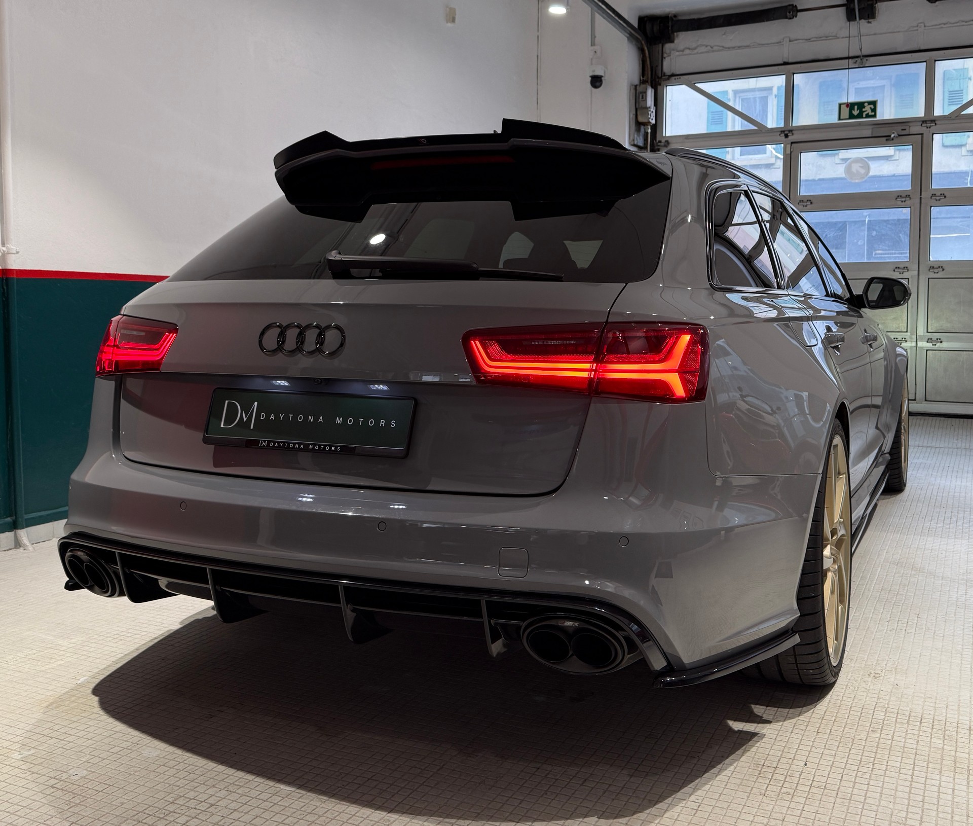 AUDI RS6 Avant 4.0 TFSI V8 performance quattro "ABT 706 Ps" AKRAPOVIC Audi ceramic *pack carbon *Bose sound-image-8