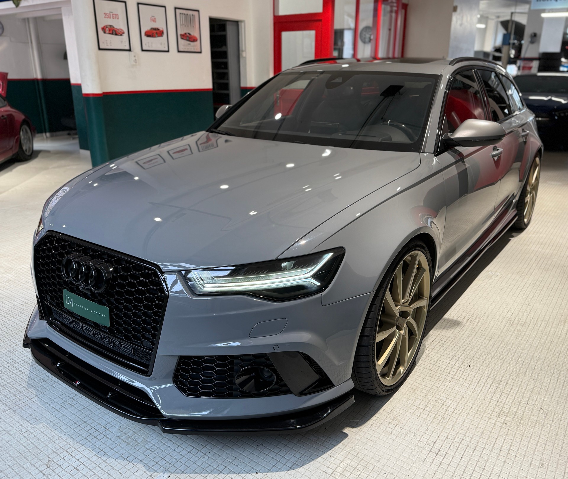 AUDI RS6 Avant 4.0 TFSI V8 performance quattro "ABT 706 Ps" AKRAPOVIC Audi ceramic *pack carbon *Bose sound-image-0