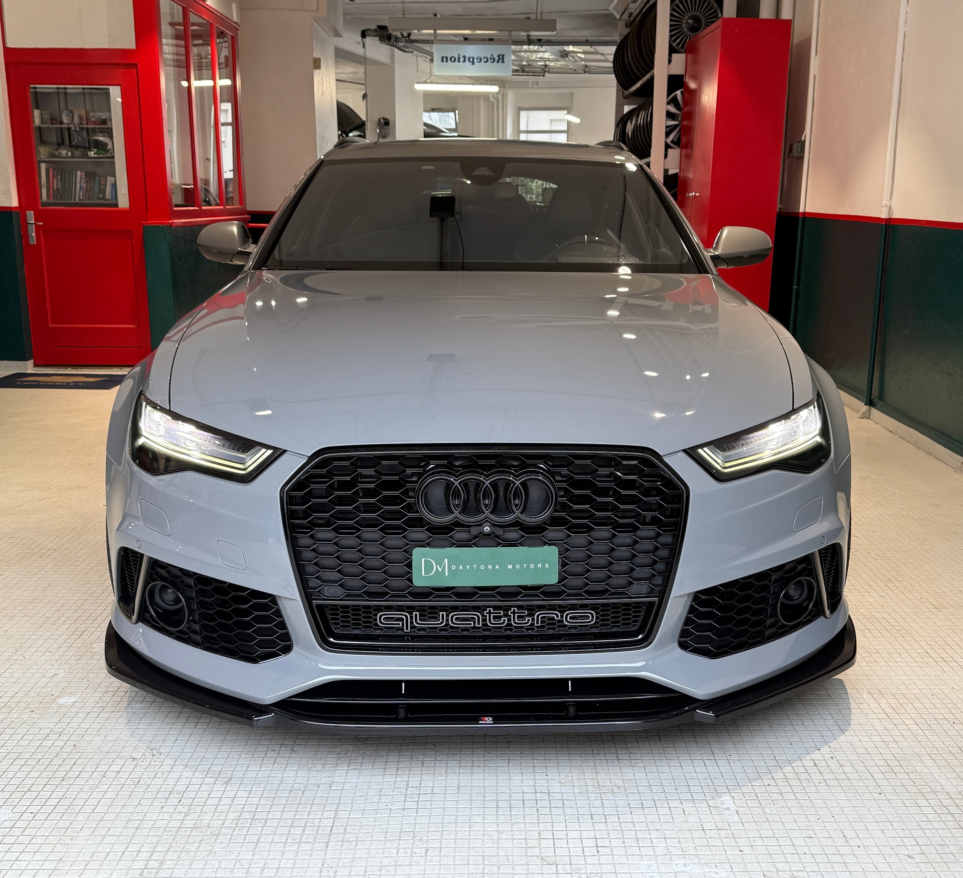 AUDI RS6 Avant 4.0 TFSI V8 performance quattro "ABT 706 Ps" AKRAPOVIC Audi ceramic *pack carbon *Bose sound-image-1