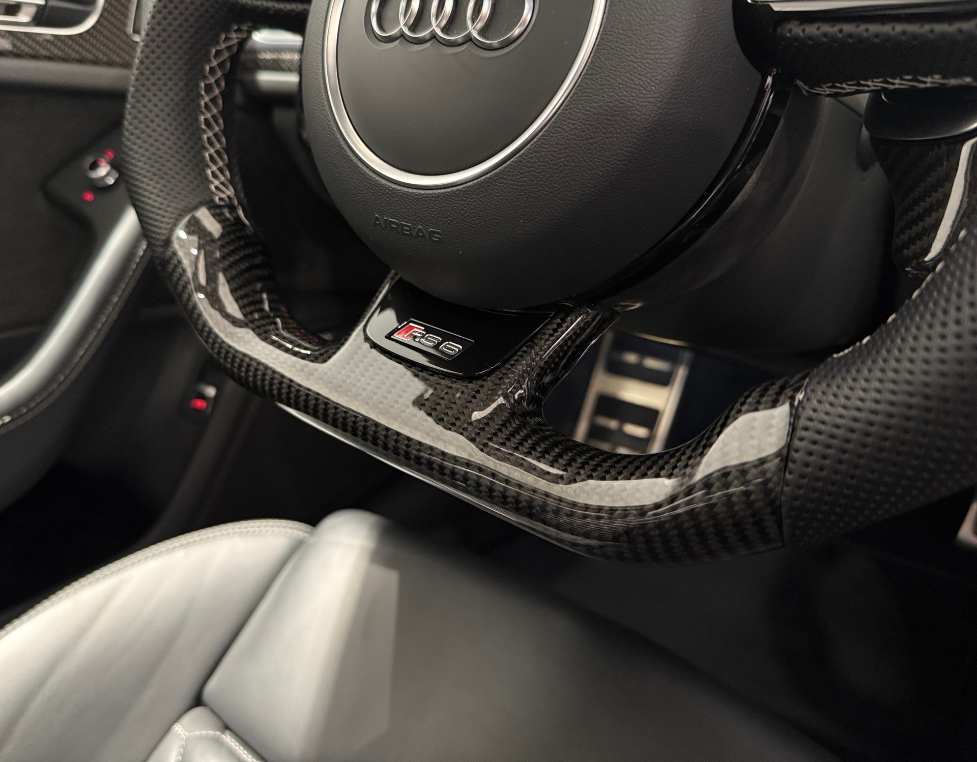 AUDI RS6 Avant 4.0 TFSI V8 performance quattro "ABT 706 Ps" AKRAPOVIC Audi ceramic *pack carbon *Bose sound-image-26
