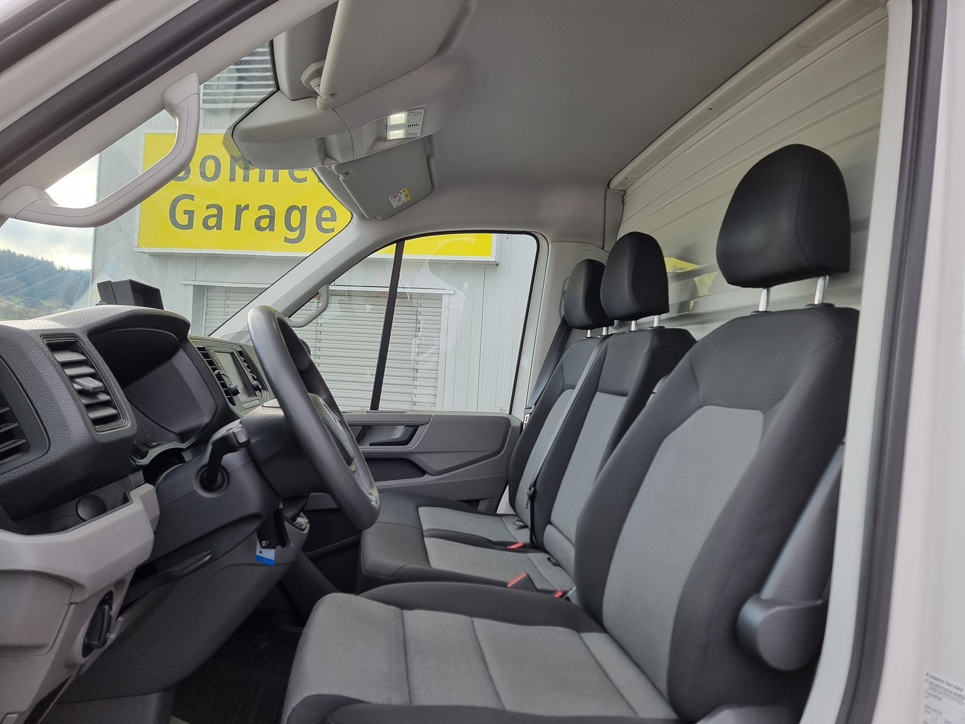 VW Crafter 35 2.0 BiTDI L4-image-3