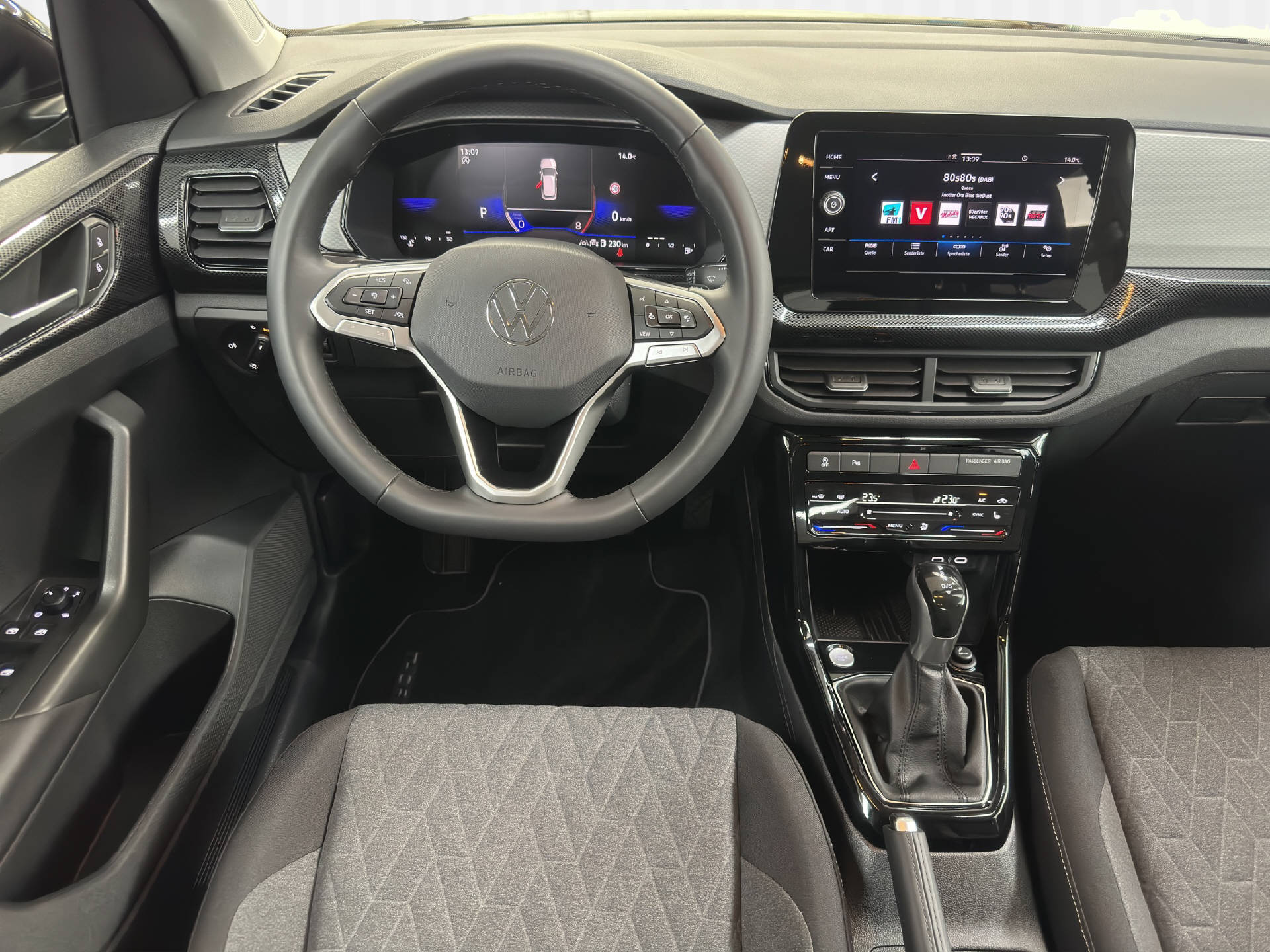VW T-Cross 1.5 TSI Life DSG-image-7