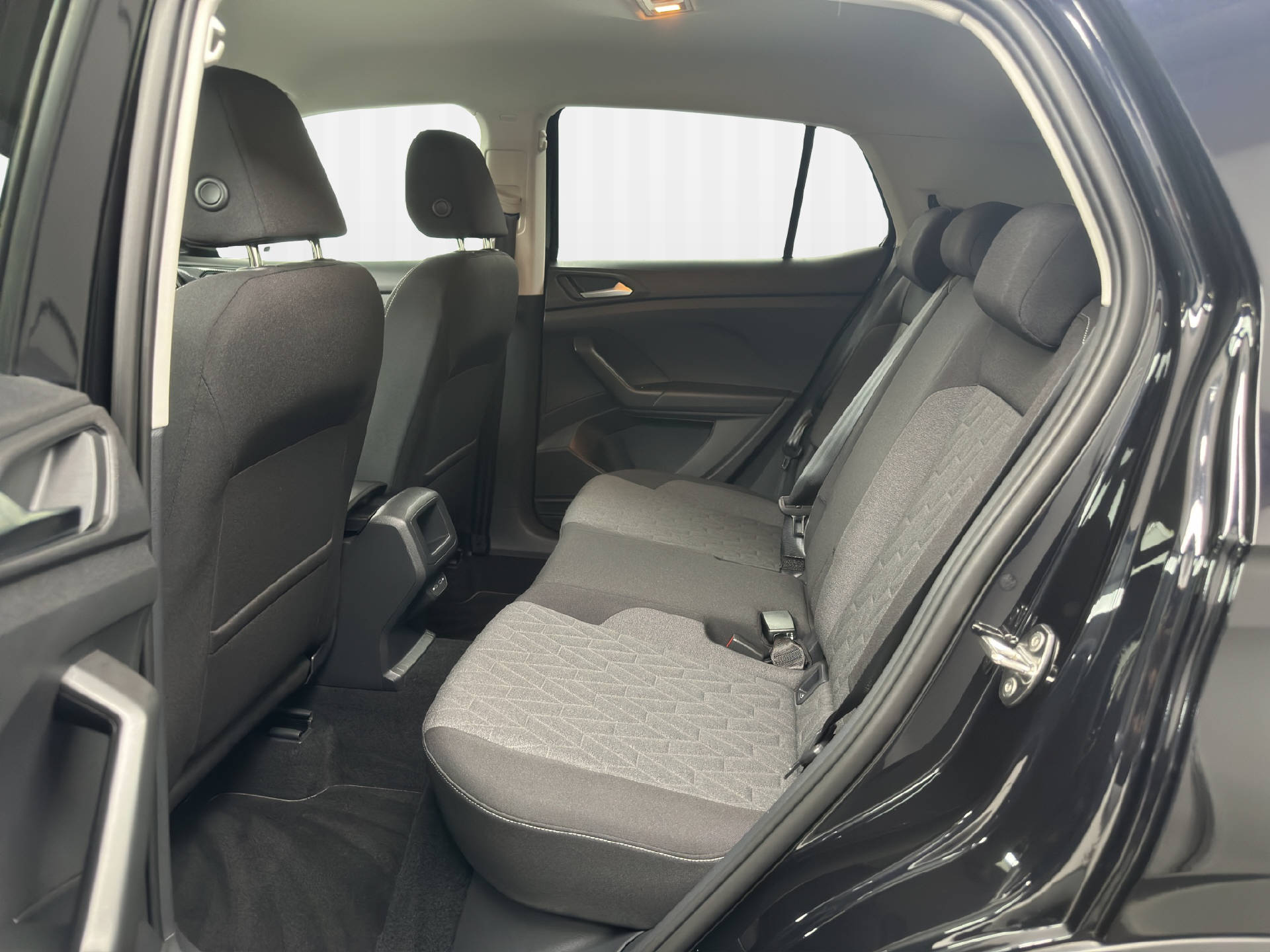 VW T-Cross 1.5 TSI Life DSG-image-9