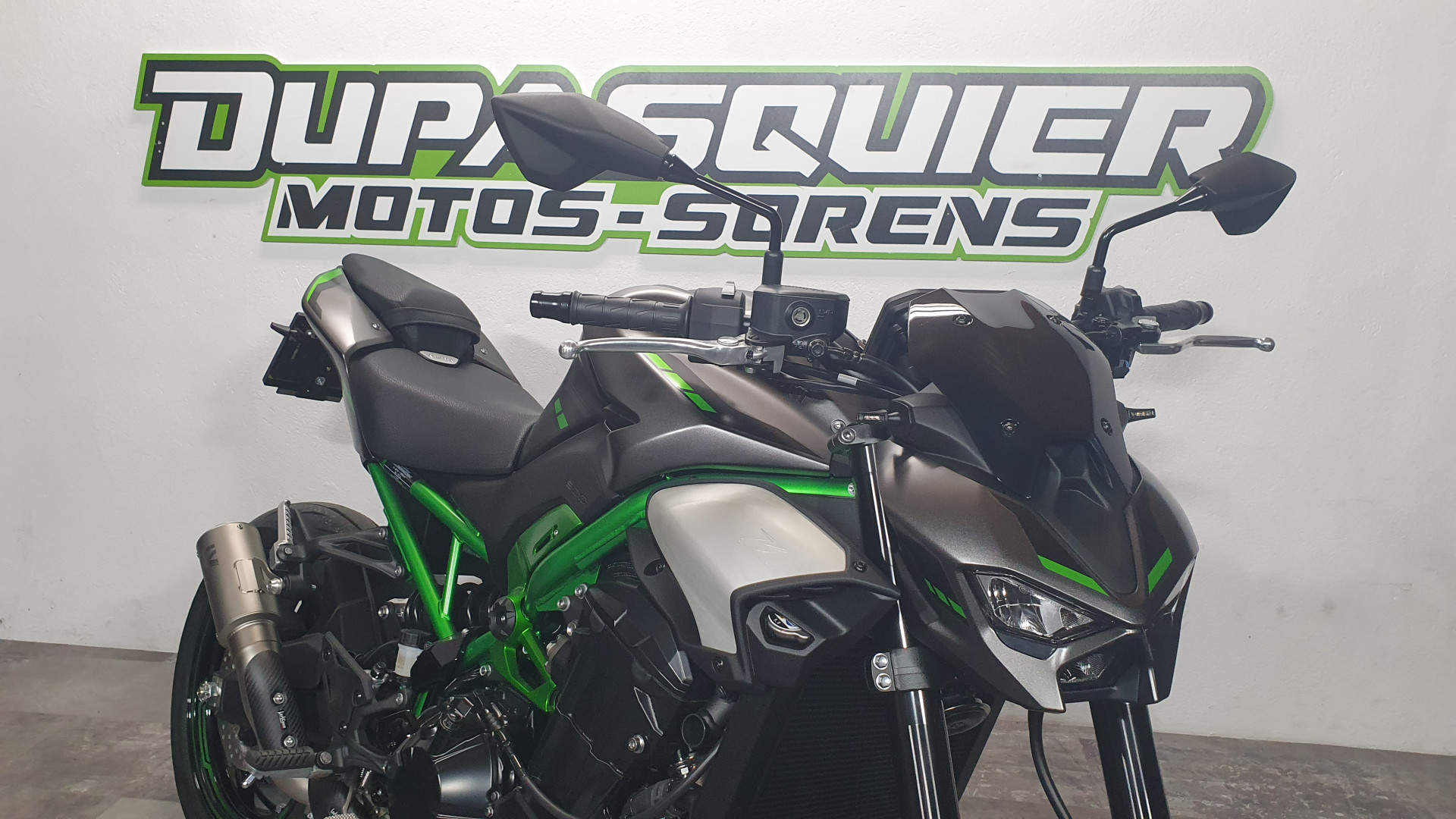 KAWASAKI Z 900-showroom-element-2
