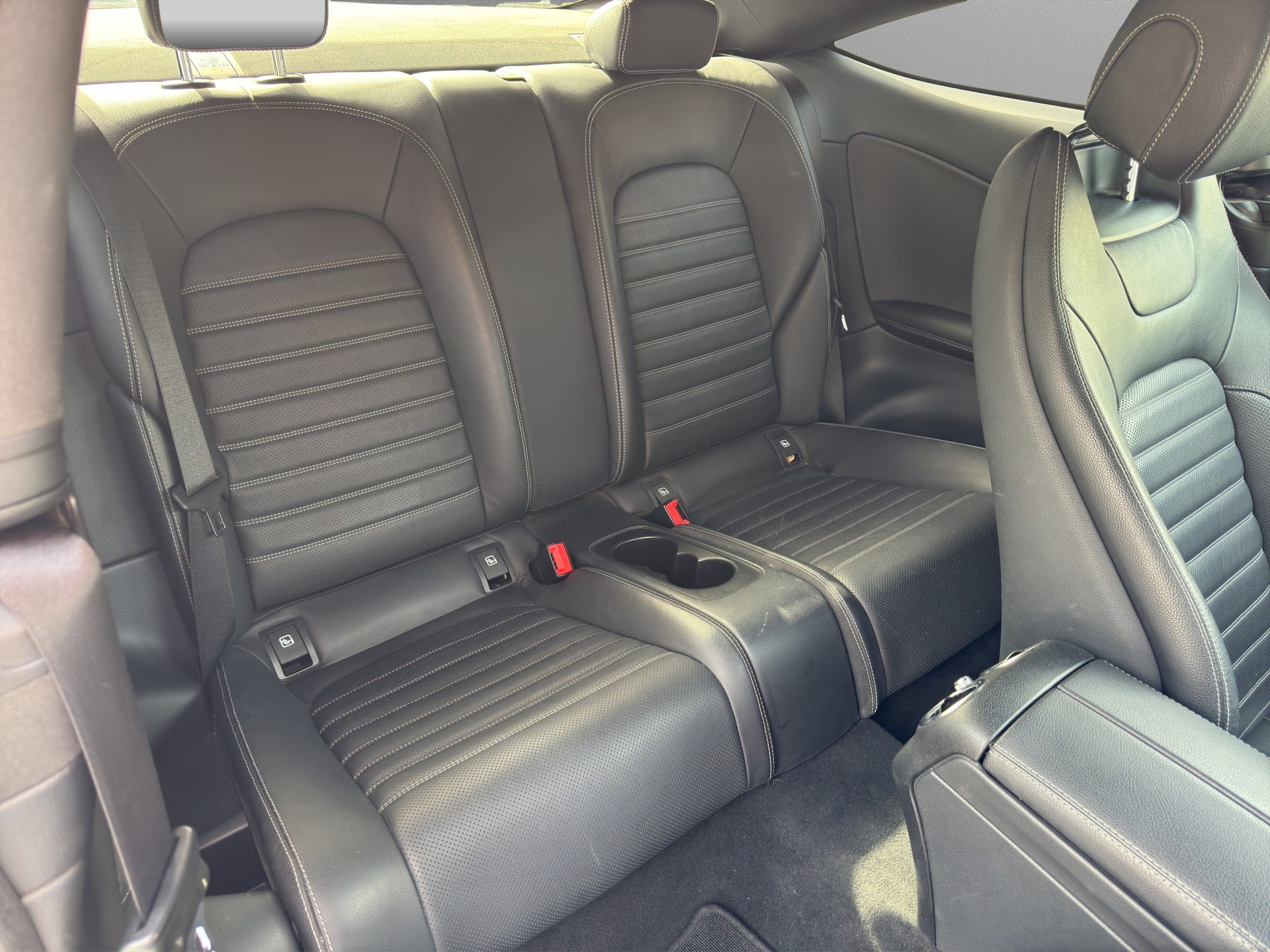 MERCEDES-BENZ C 300 Coupé AMG Line 9G-tronic-image-14