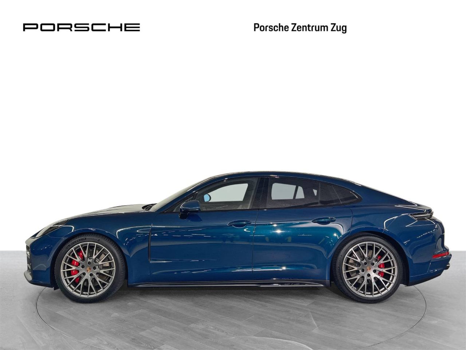 PORSCHE Panamera GTS-showroom-element-1