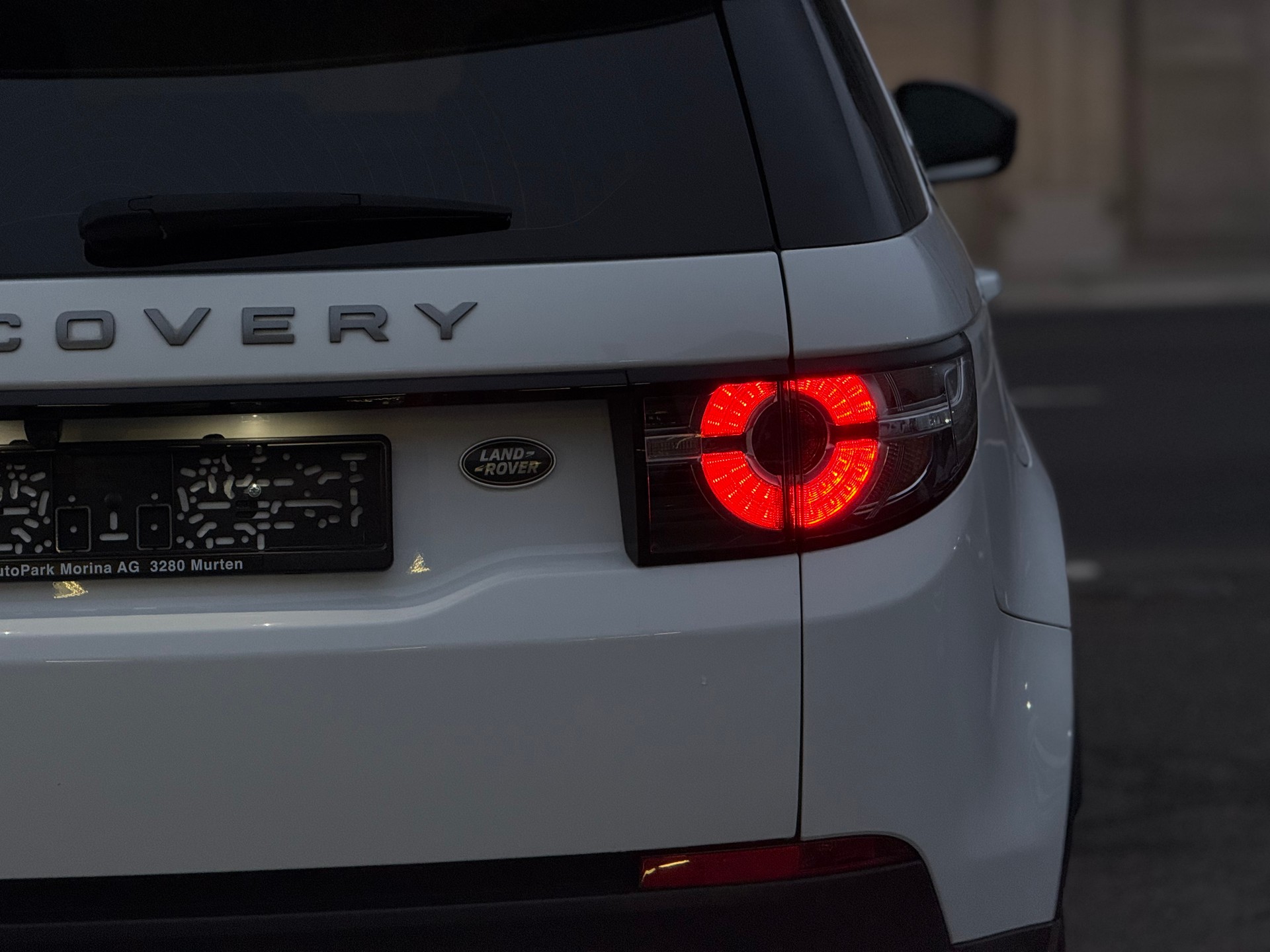 LAND ROVER Discovery Sport 2.0 TD4 Pure AT9-image-8