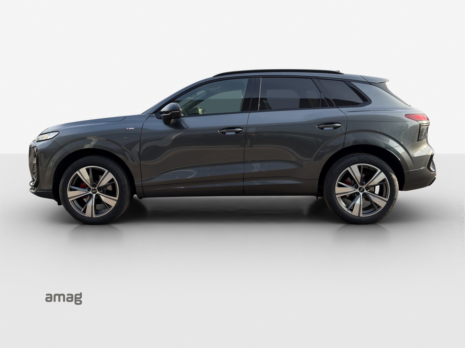 AUDI Q3 SUV 110 kW TFSI S tronic-image-1