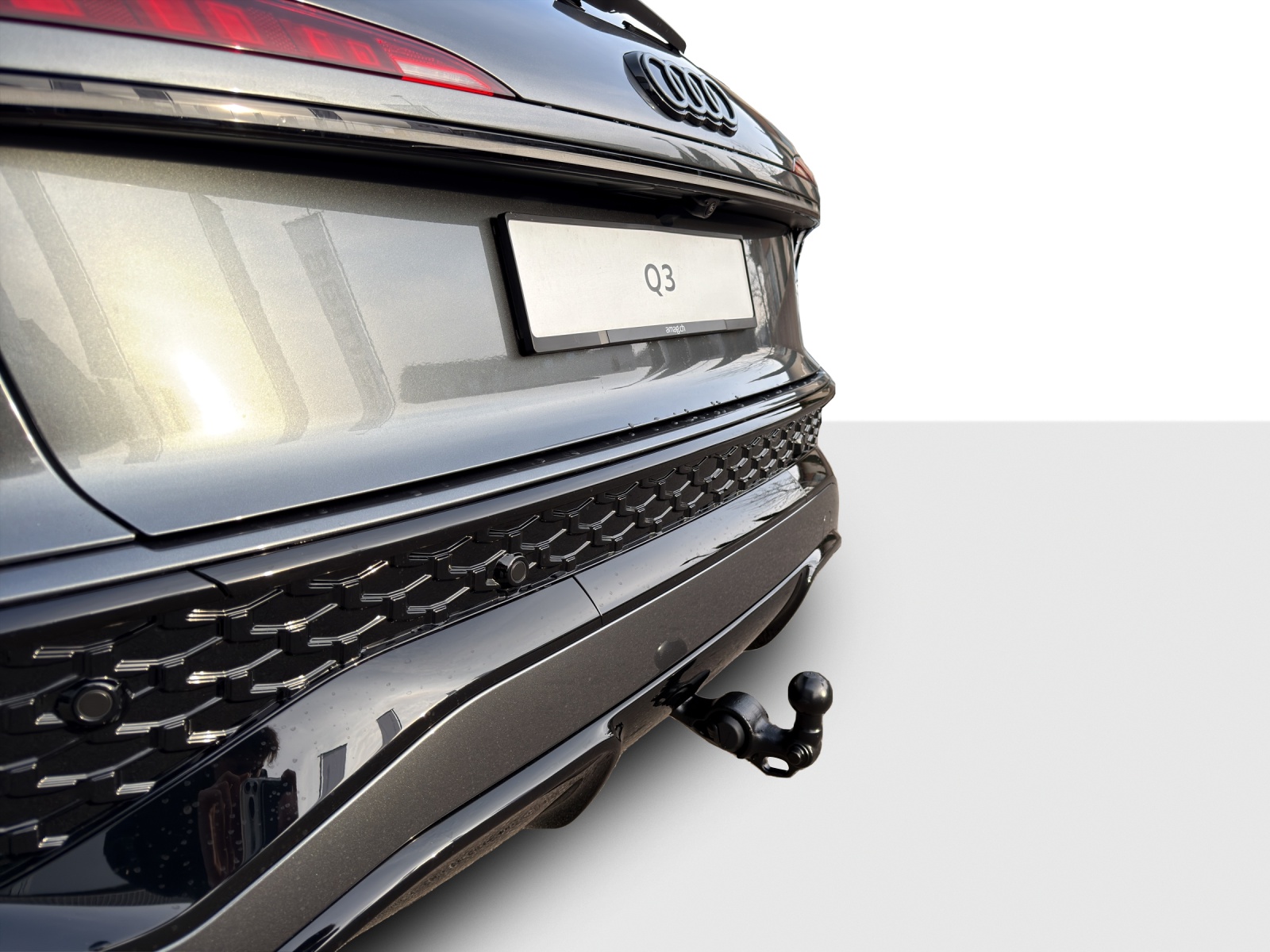 AUDI Q3 SUV 110 kW TFSI S tronic-image-14