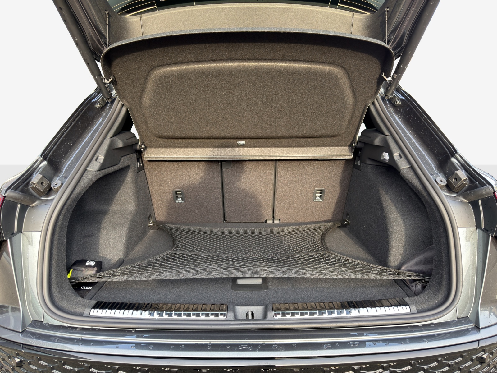 AUDI Q3 SUV 110 kW TFSI S tronic-image-12