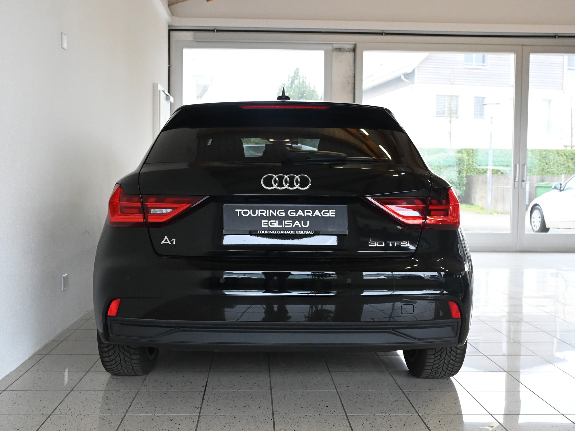 AUDI A1 Sportback 1.0 30 TFSI Attraction S-Tronic-image-7