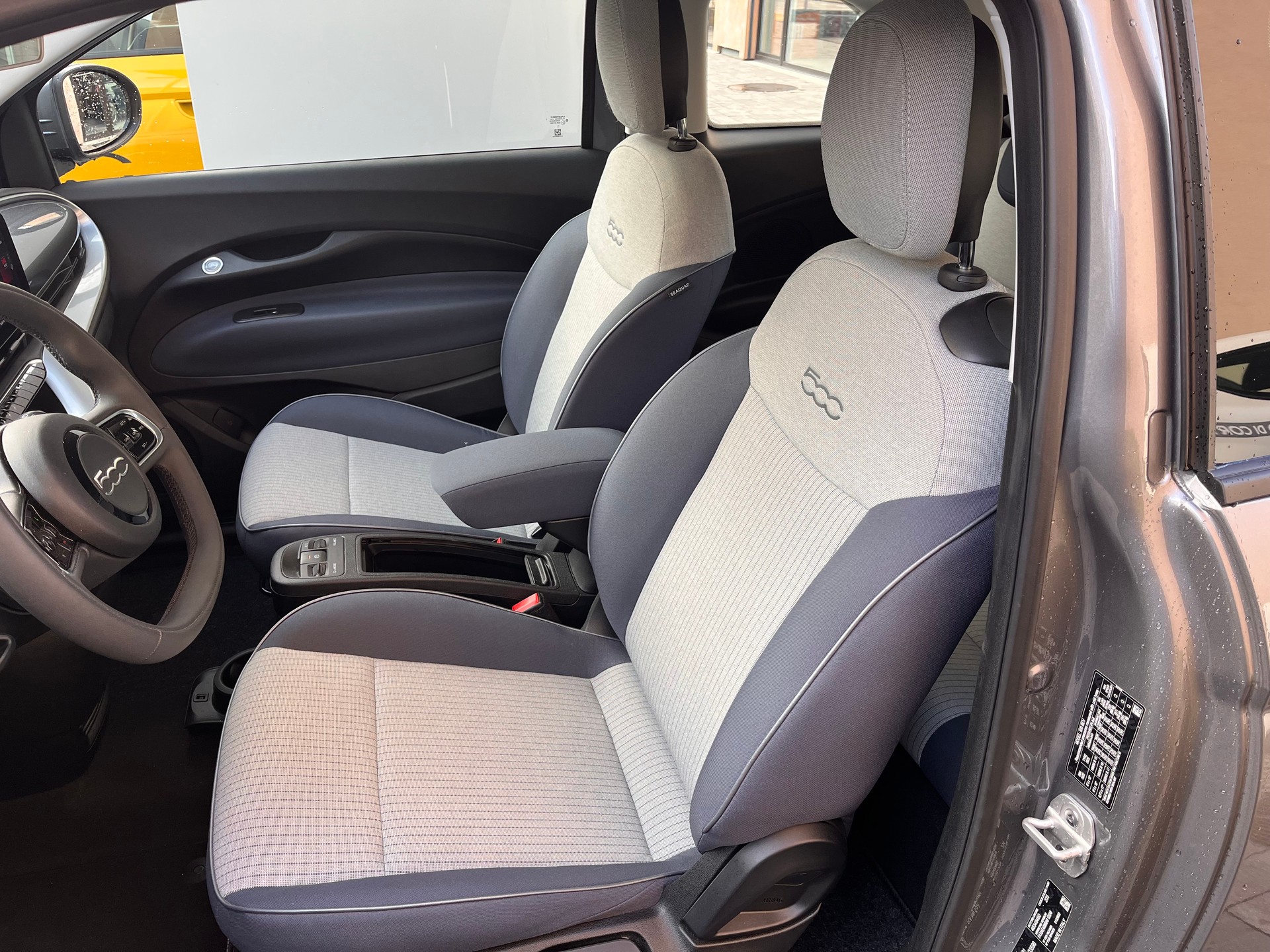 FIAT 500 electric 87 kW Icon-image-9