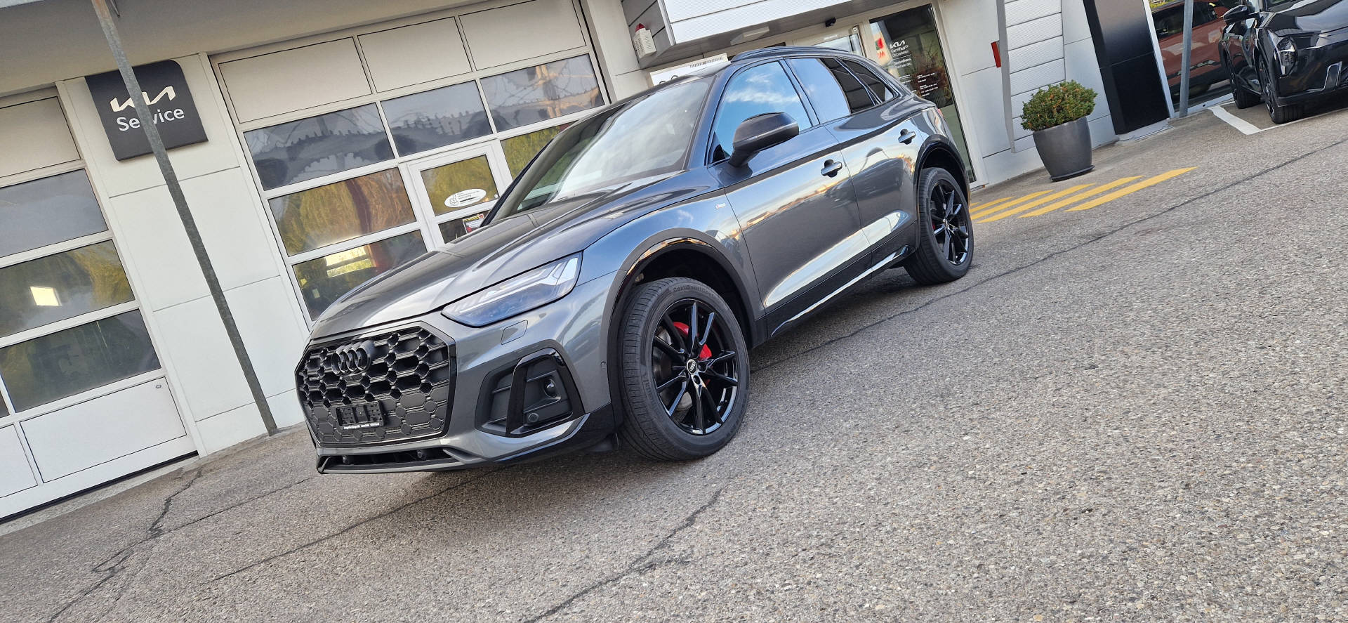 AUDI Q5 2.0 40 TDI BLACKEDITION quattro S-Tronic-image-0