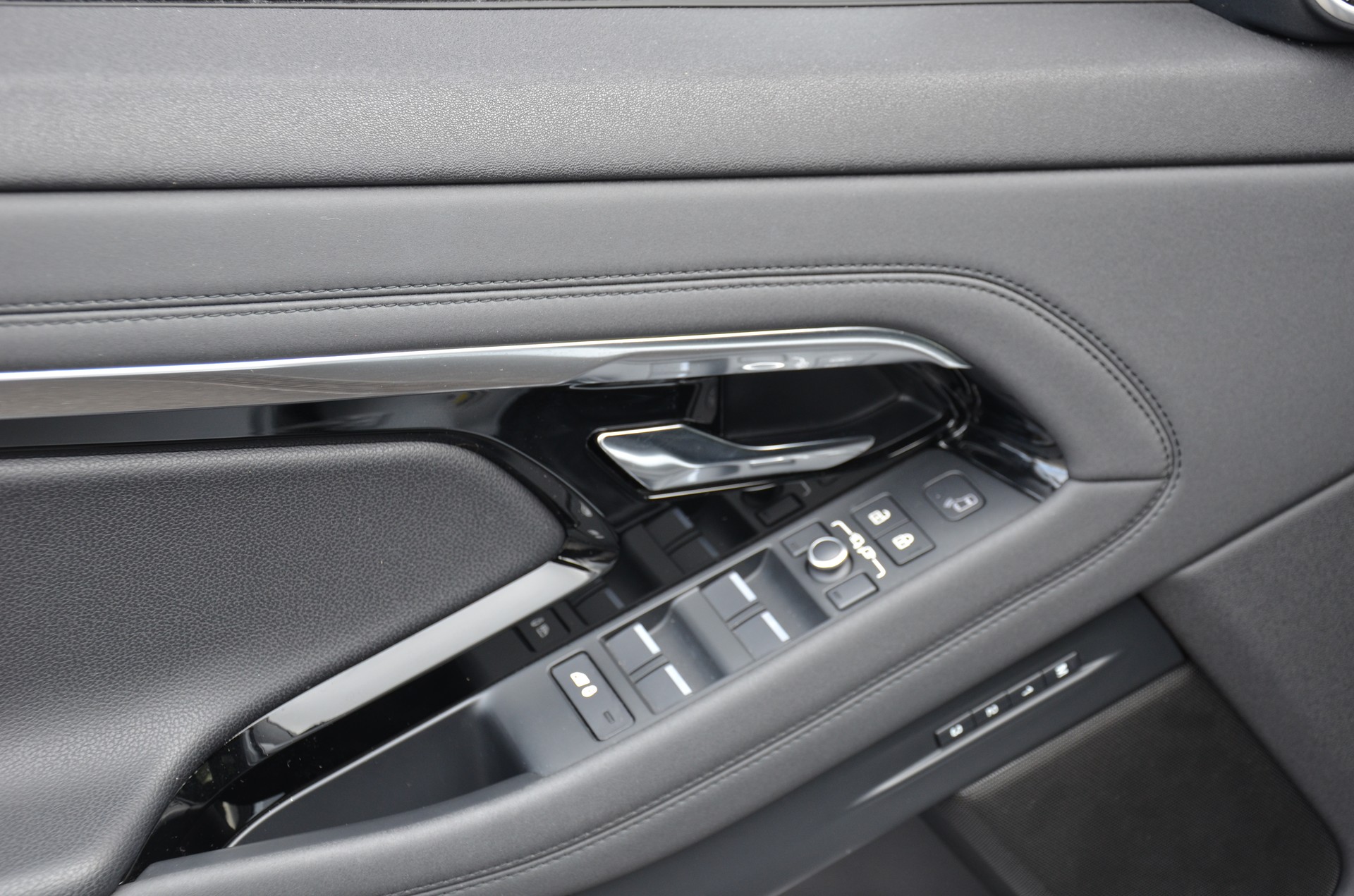 LAND ROVER Range Rover Evoque R-Dynamic P 250 S AT9-image-12