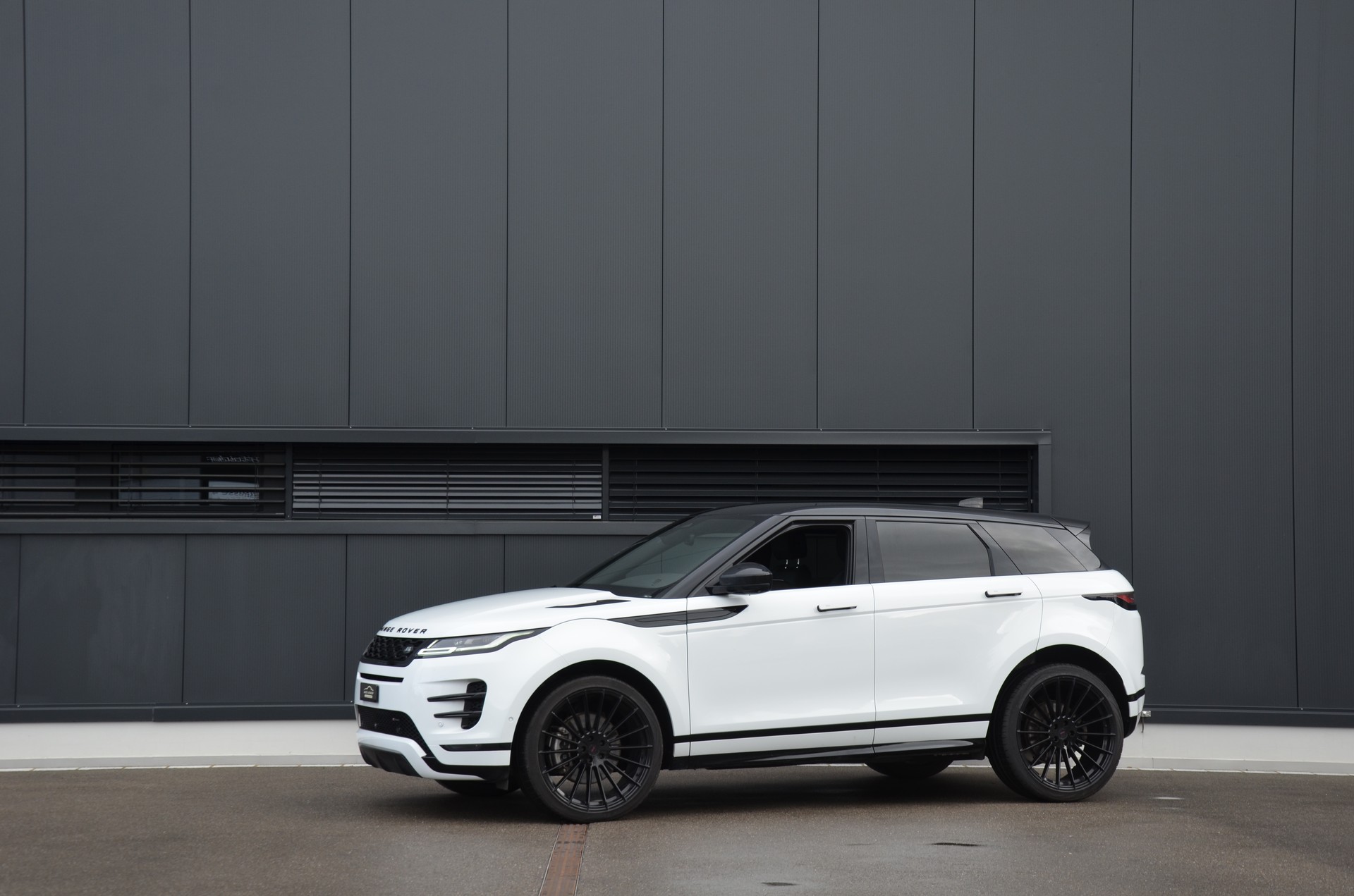 LAND ROVER Range Rover Evoque R-Dynamic P 250 S AT9-image-1