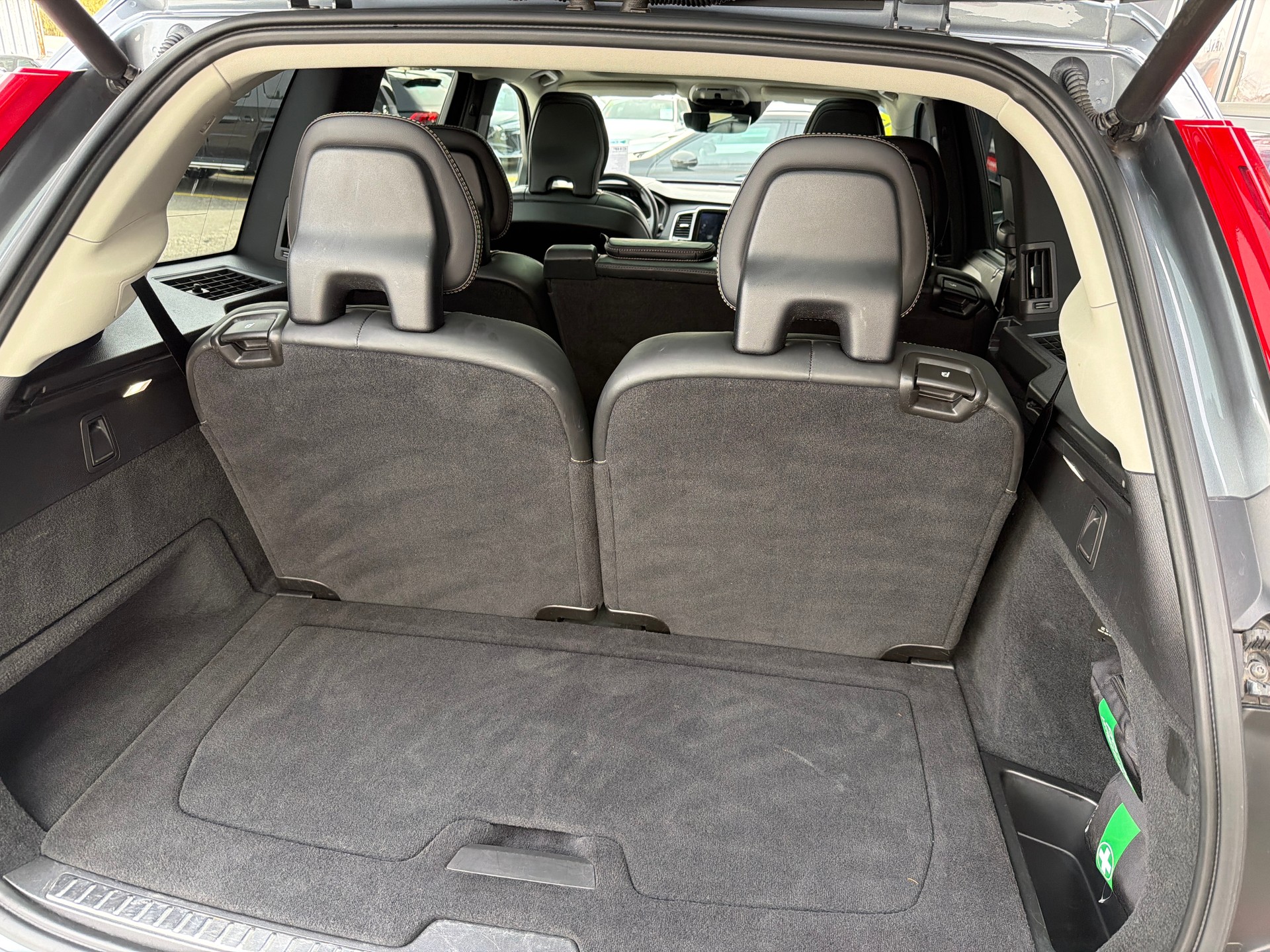 VOLVO XC90 T8 AWD Inscription Geartronic-image-5