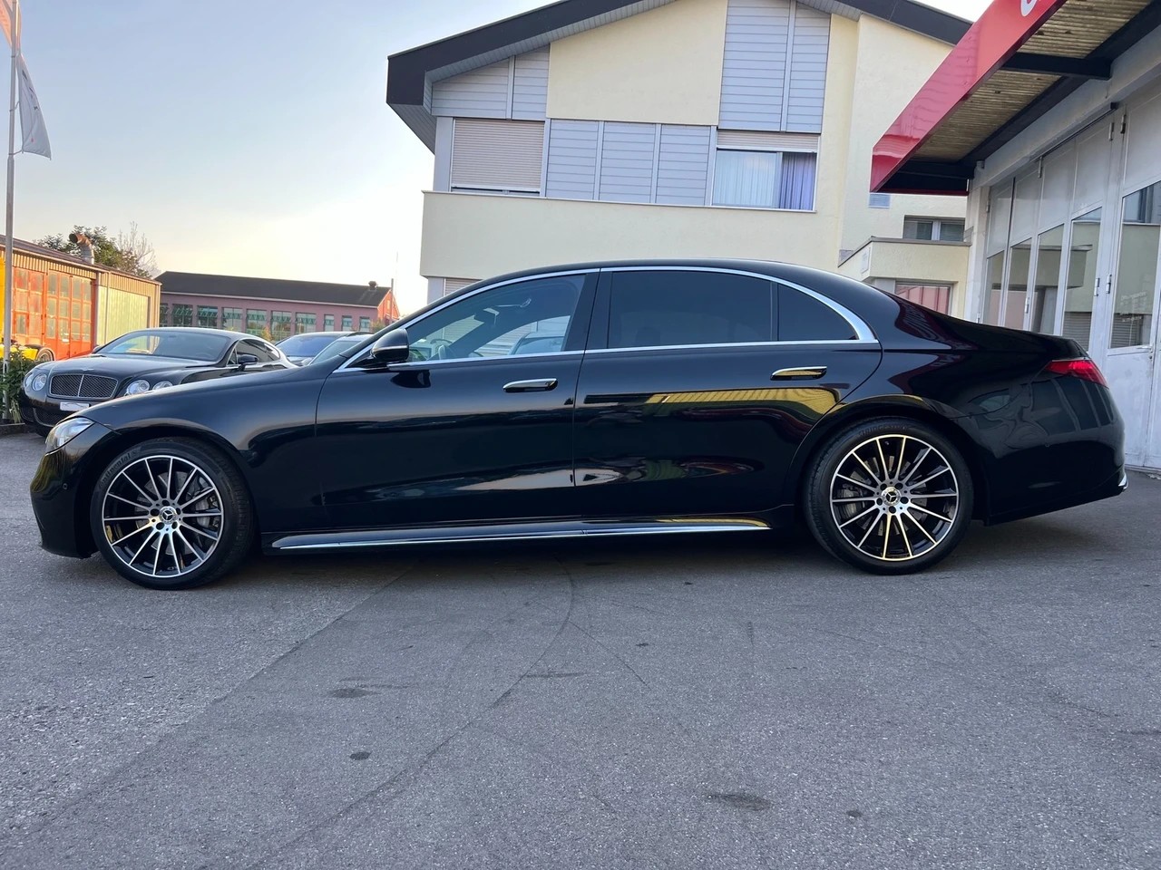 MERCEDES-BENZ S 500 4Matic AMG Line 9G-Tronic-image-5