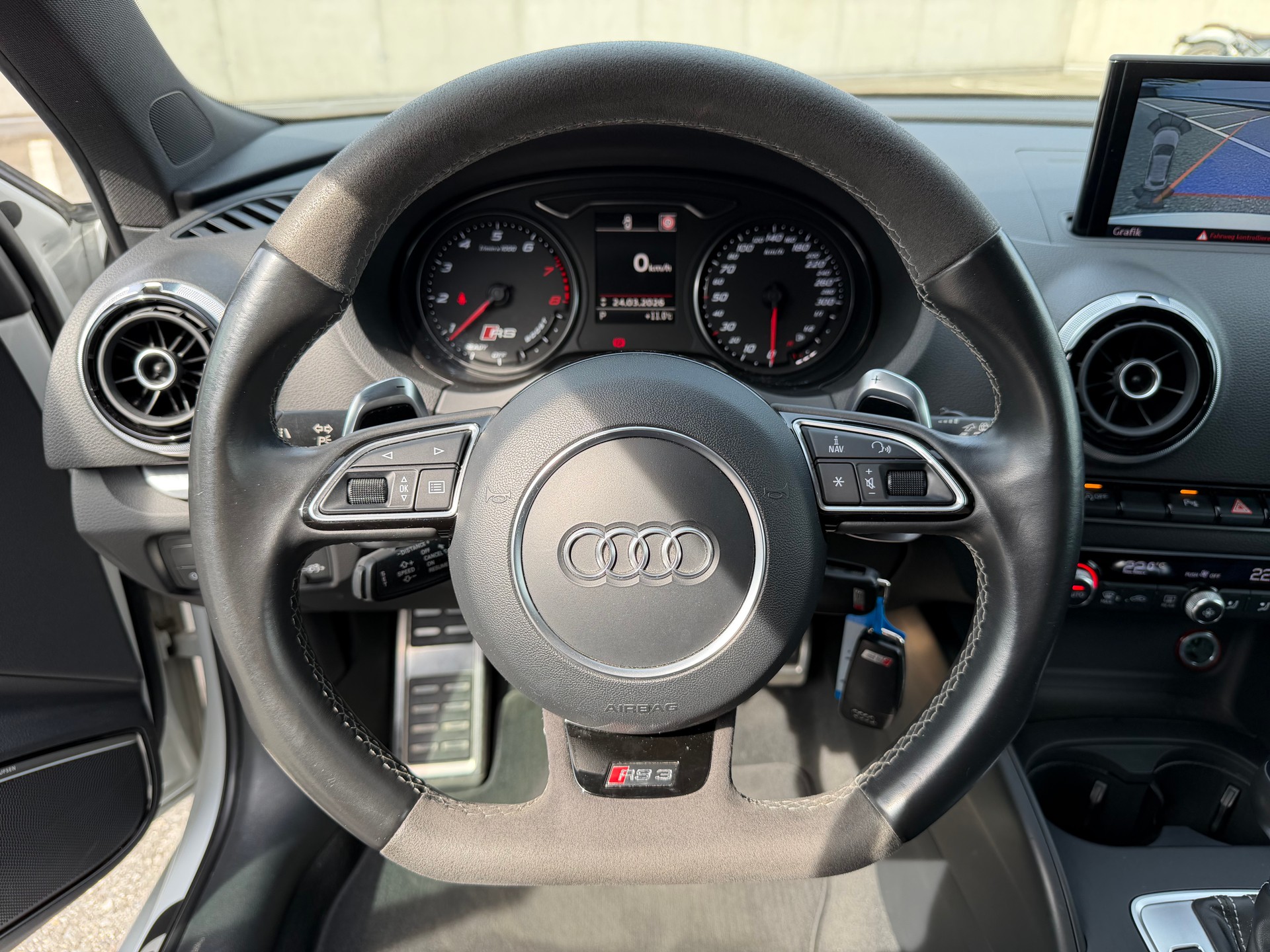 AUDI RS3 2.5 TSI quattro S-tronic-image-26